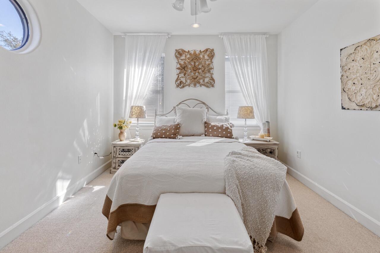 4633 Paradise Isles Isle