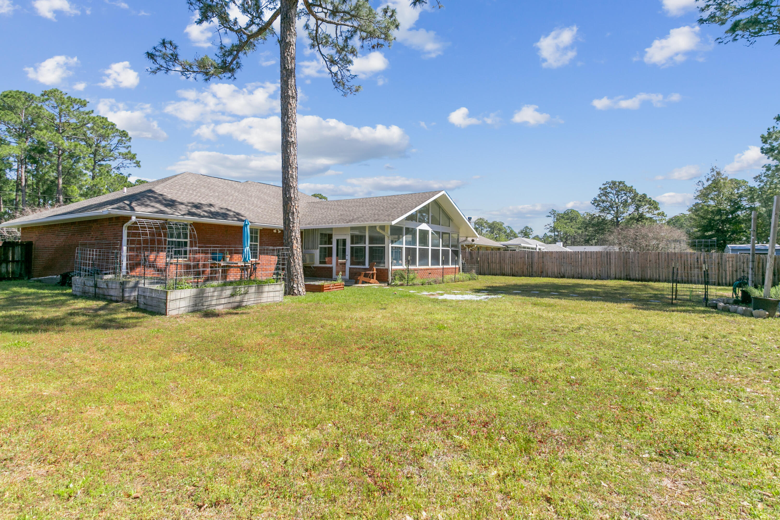 6633 Flintwood Street