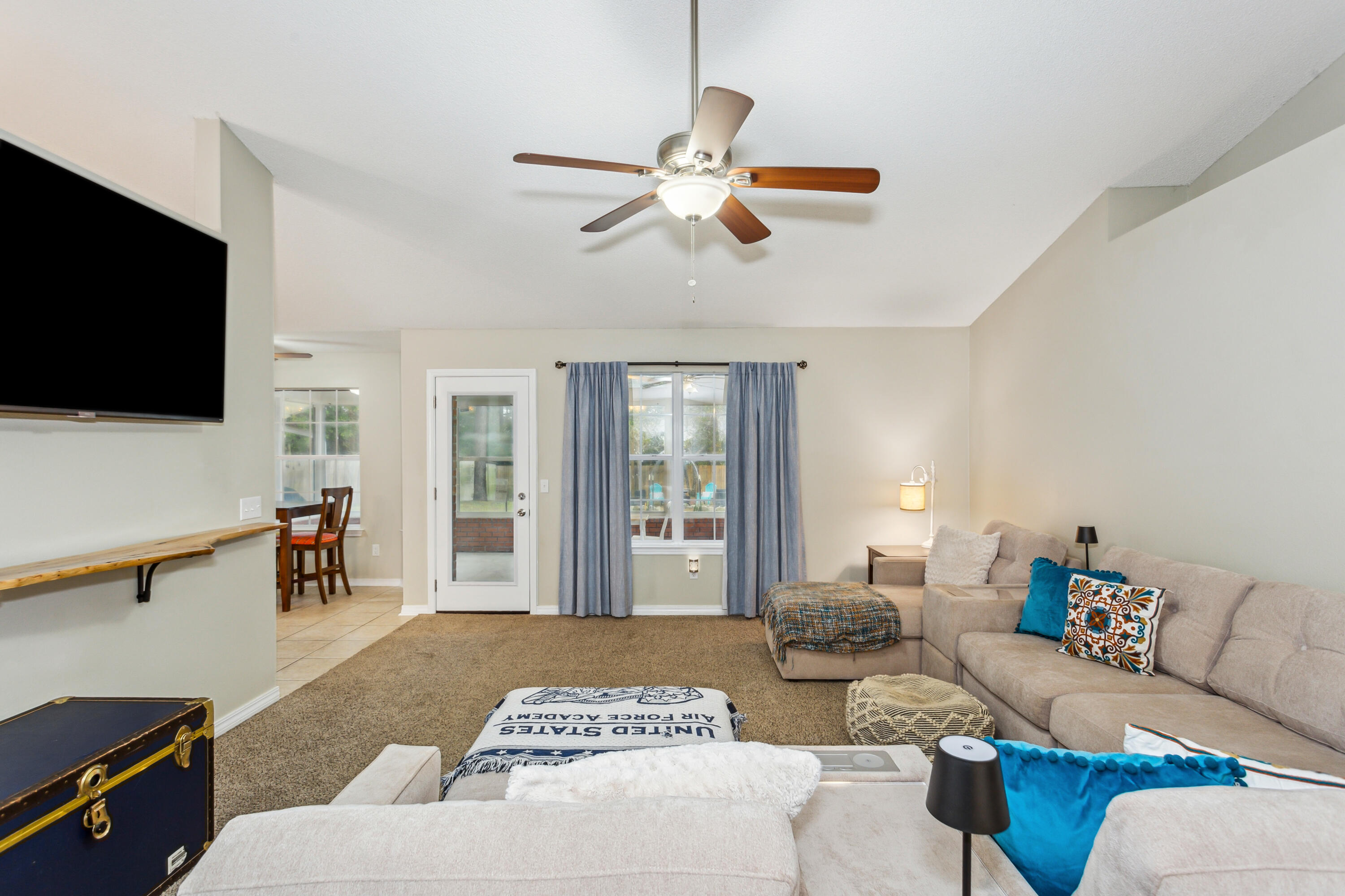 6633 Flintwood Street