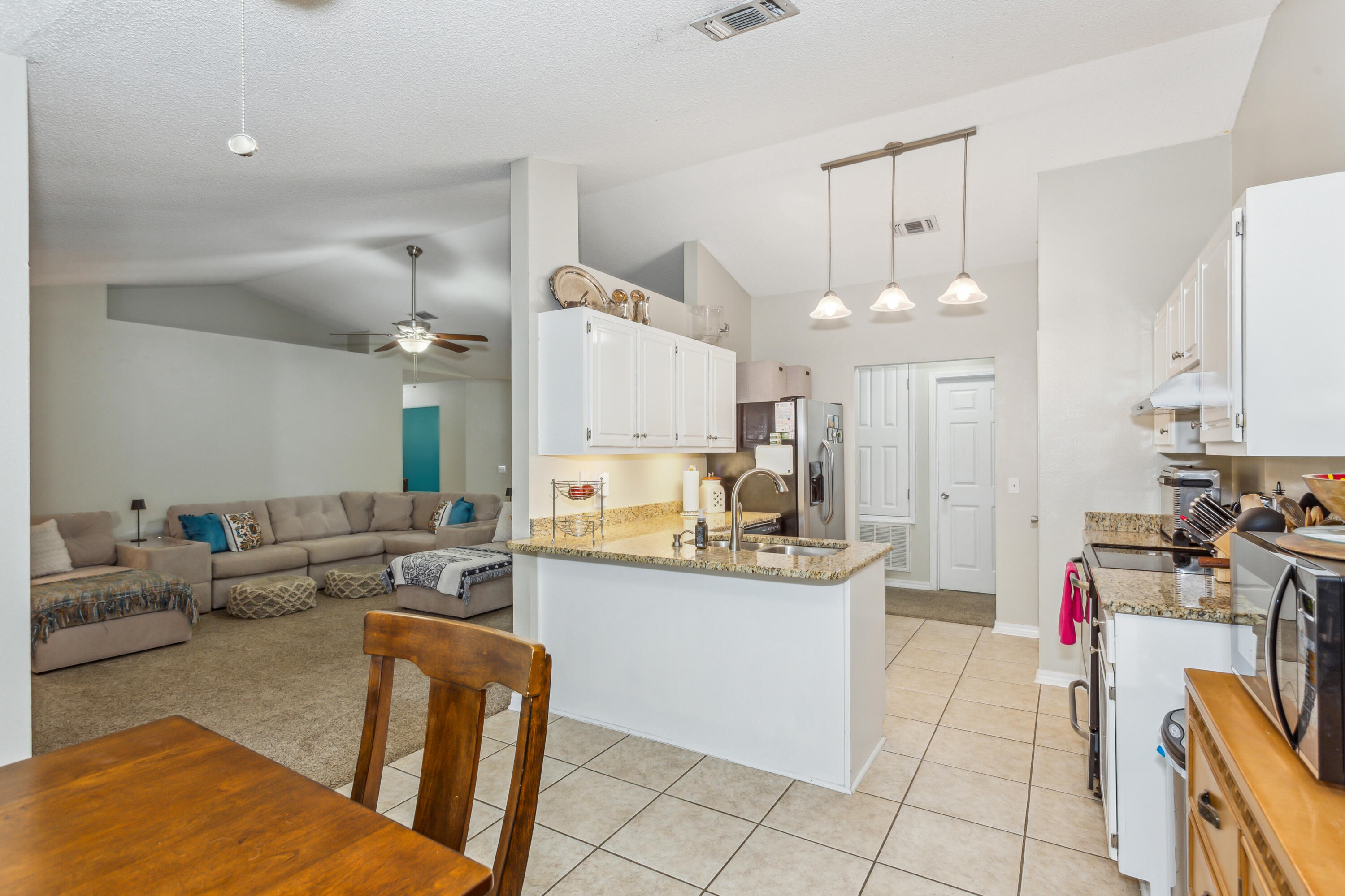 6633 Flintwood Street