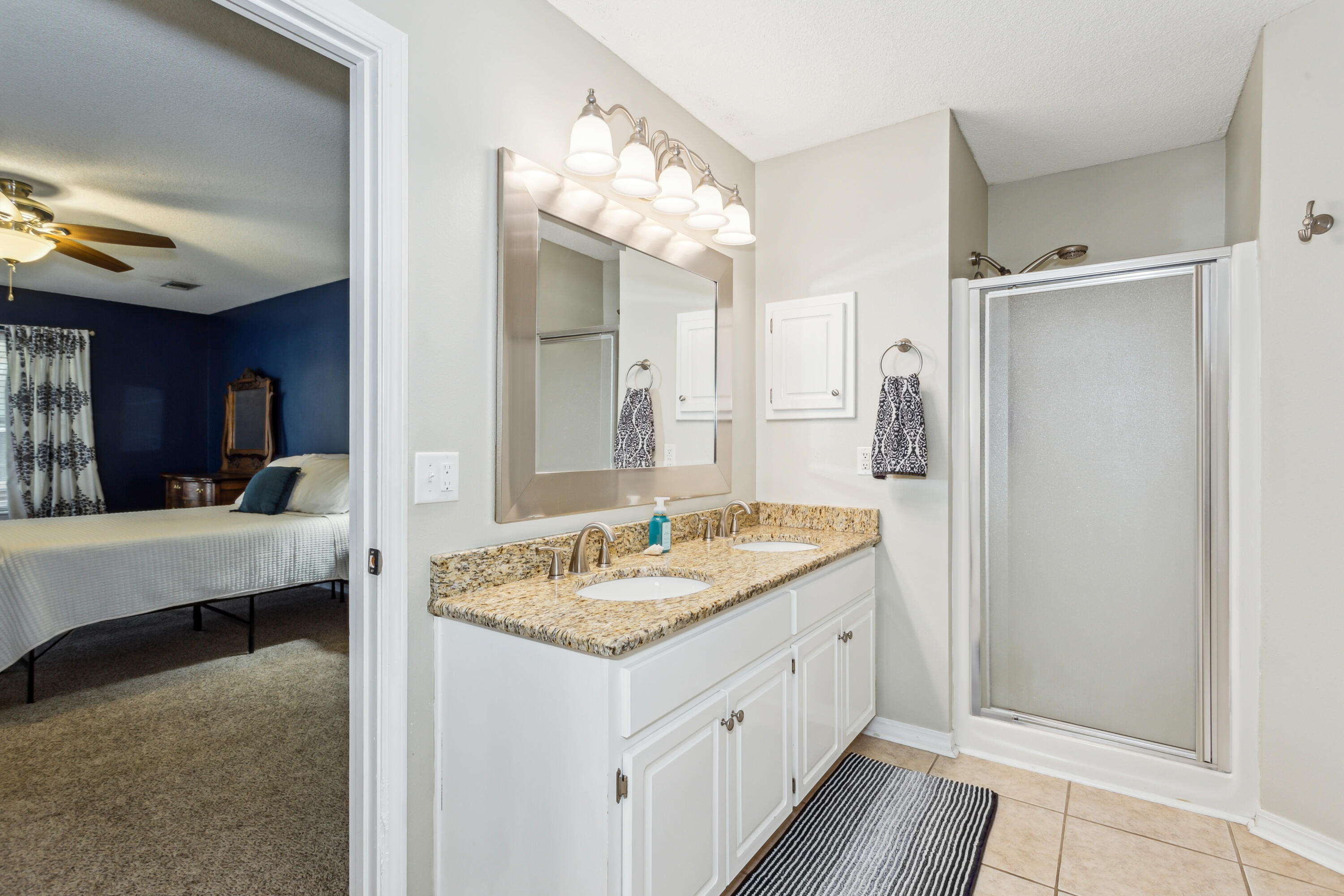 6633 Flintwood Street