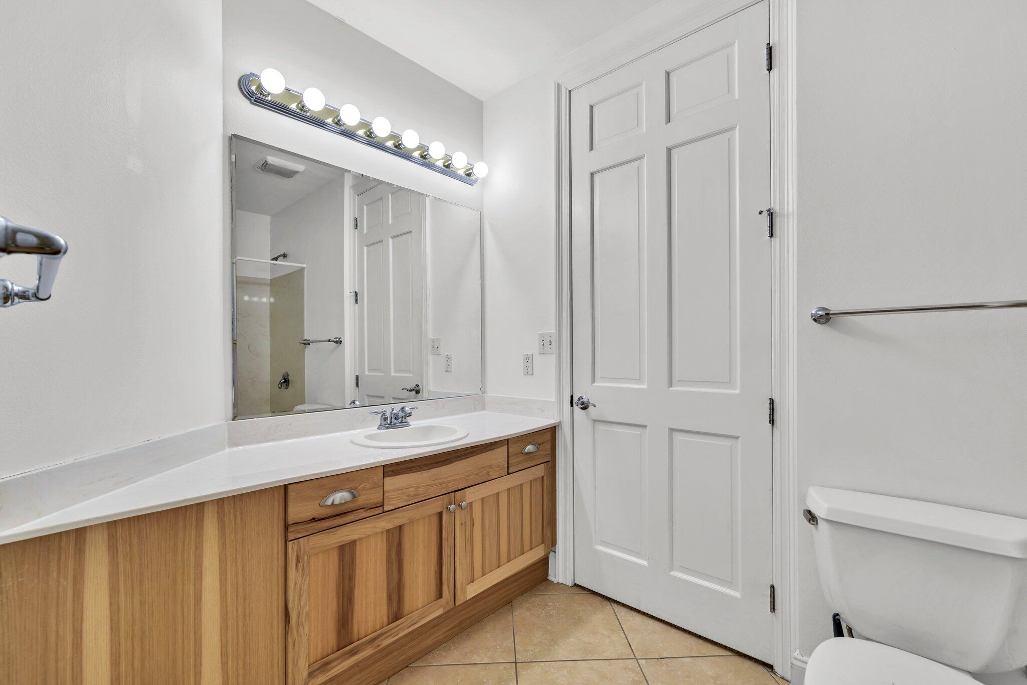 5 Calhoun Avenue UNIT 203