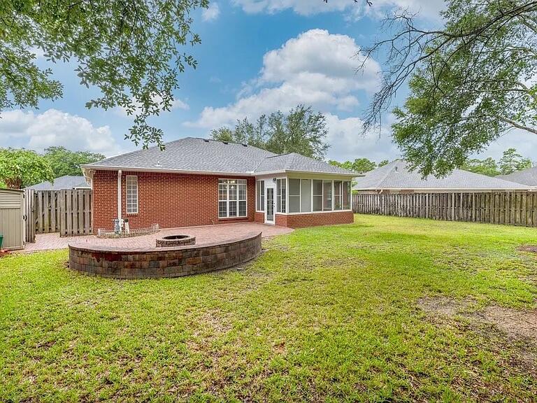 1615 Myrtlewood Lane