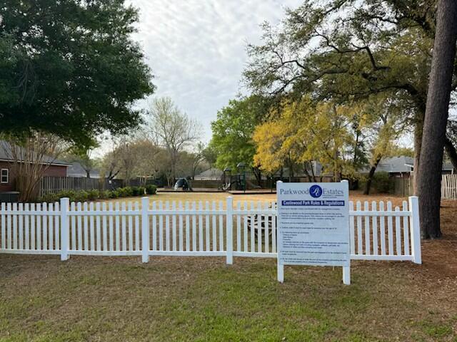 1615 Myrtlewood Lane