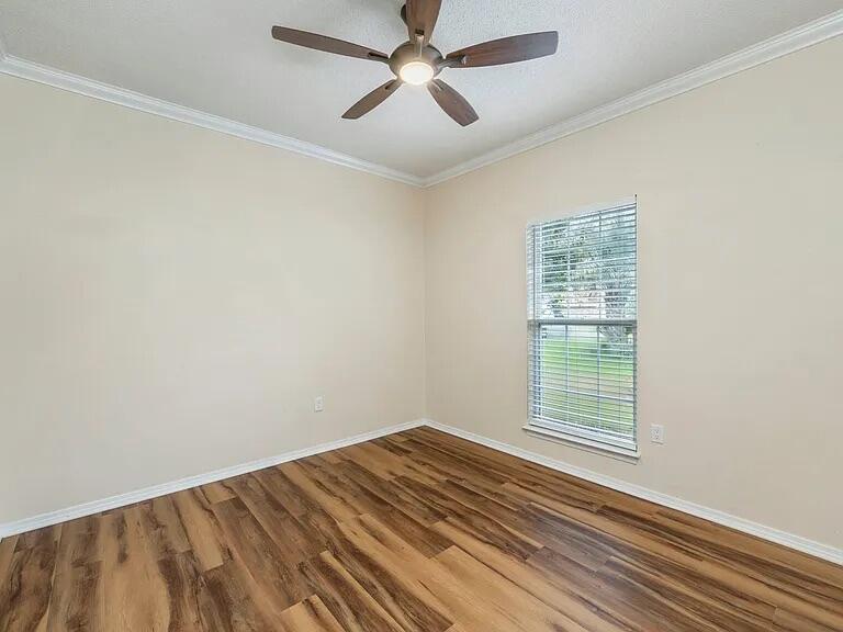 1615 Myrtlewood Lane