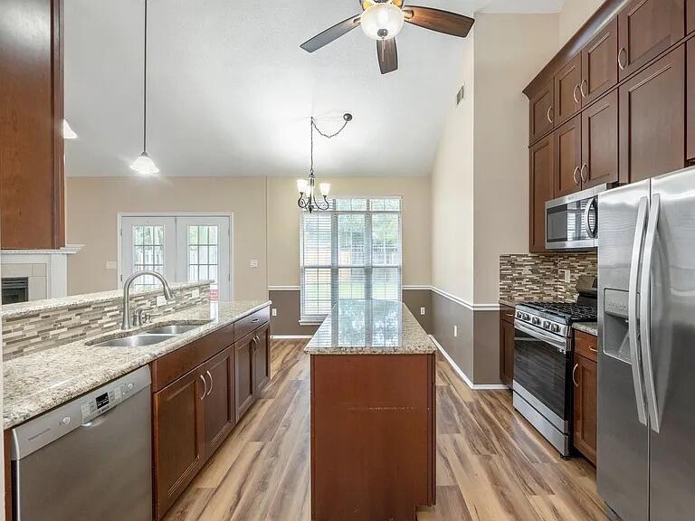 1615 Myrtlewood Lane