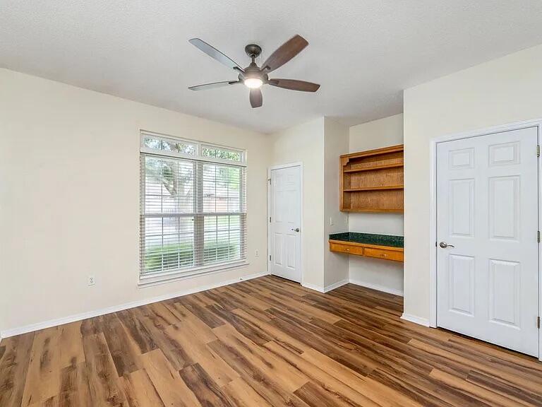 1615 Myrtlewood Lane
