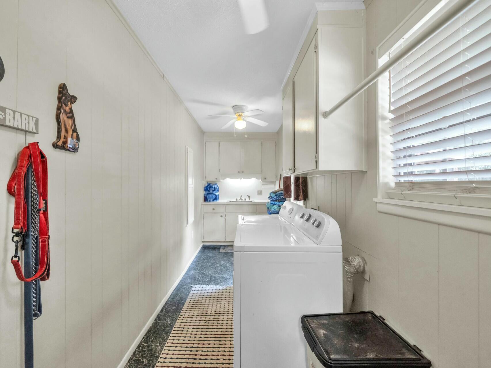 503 Ten Lake Drive, DeFuniak Springs
