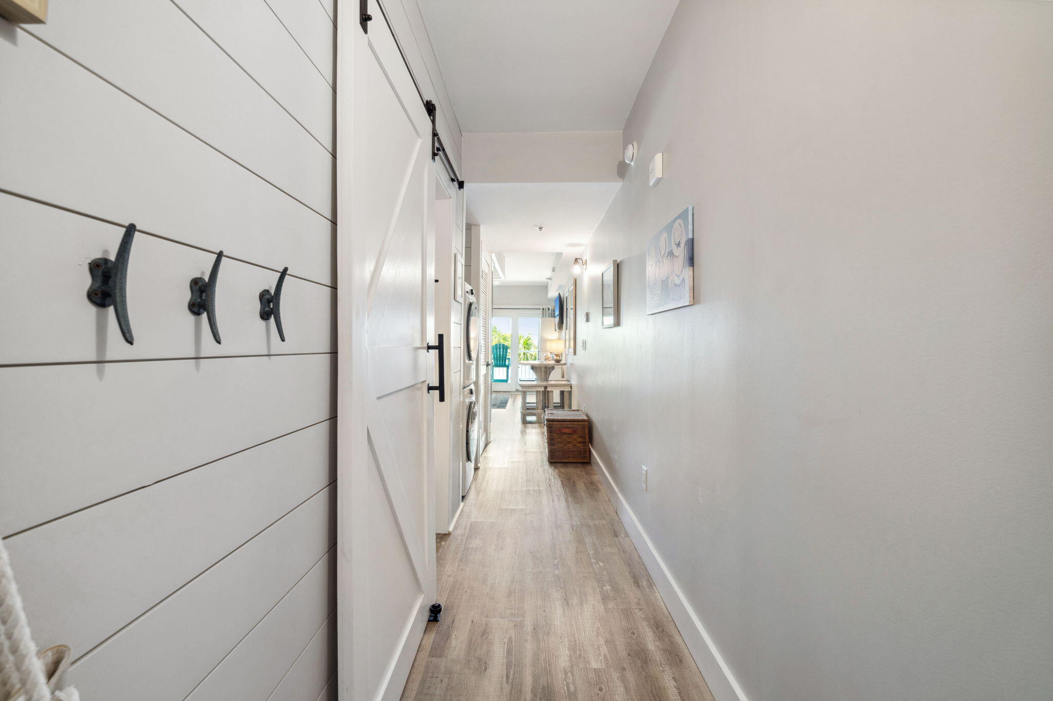 114 Carillon Market St 208