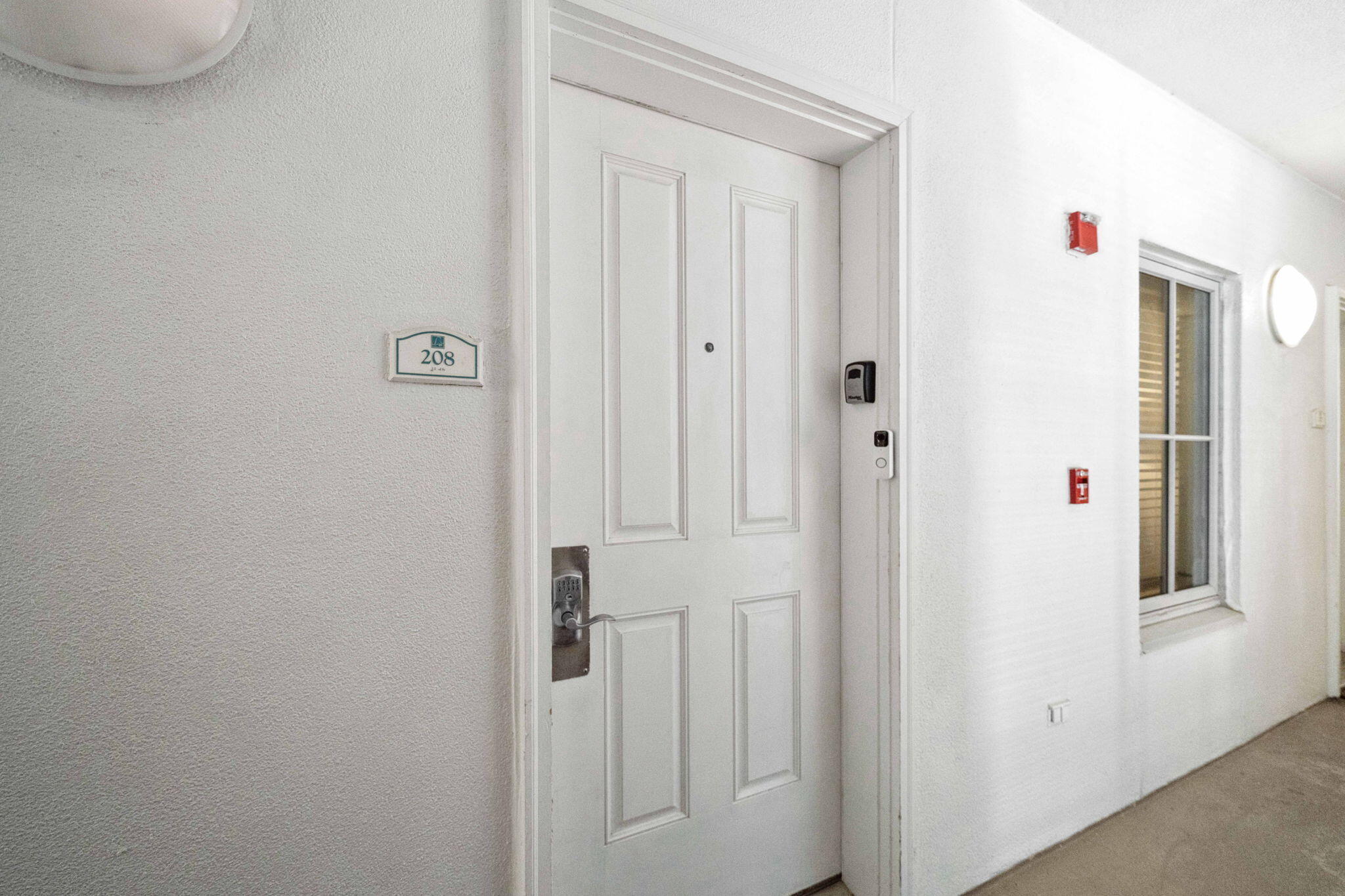 114 Carillon Market St 208