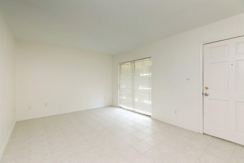 3871 Indian Trail 2E