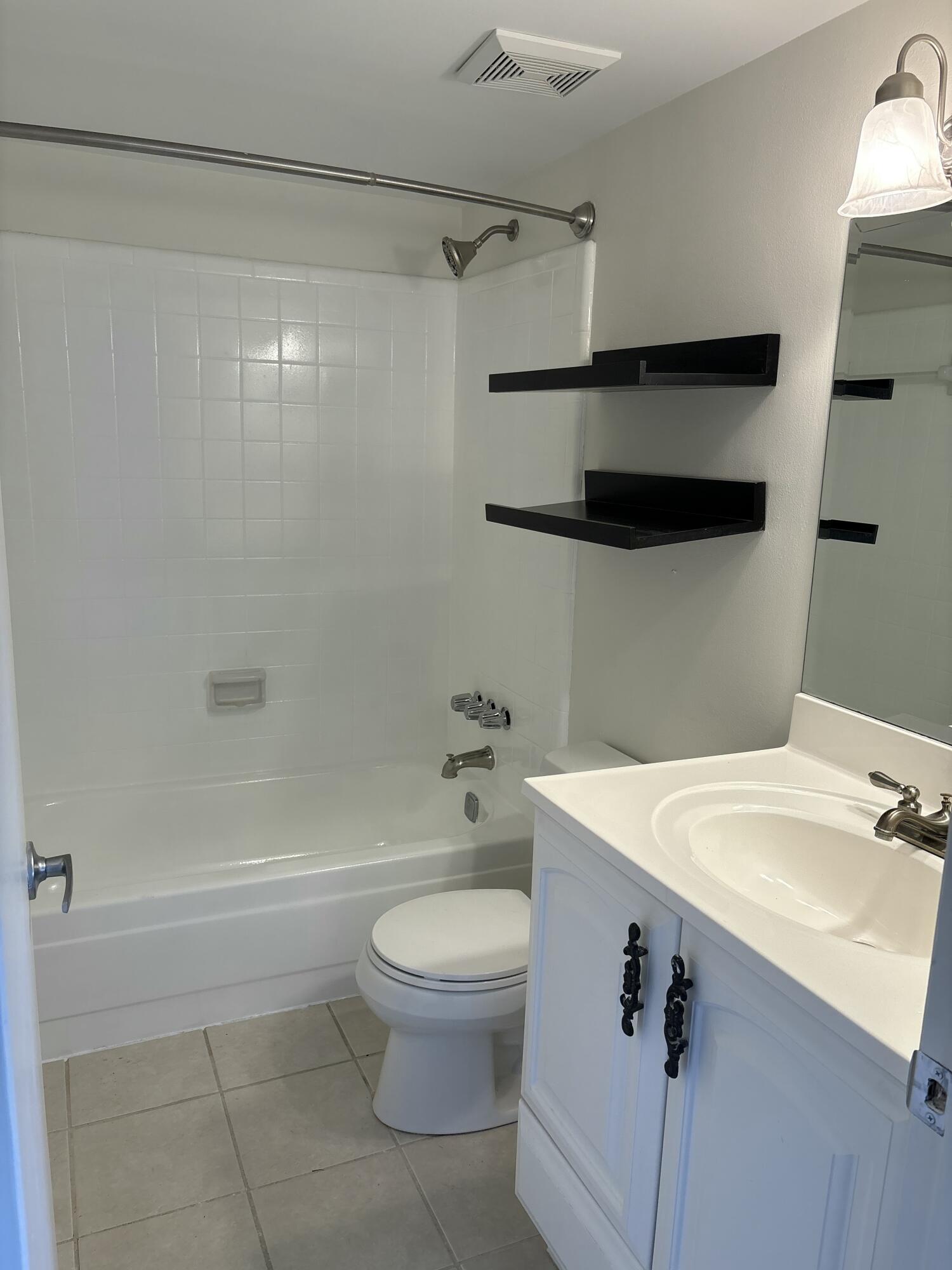 3871 Indian Trail 2E