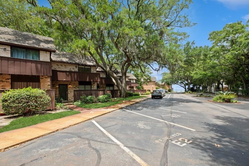 3871 Indian Trail 2E