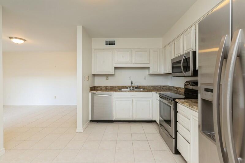 3871 Indian Trail 2E