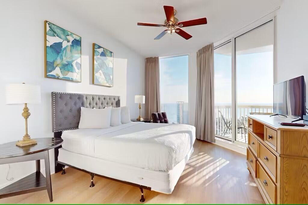 15100 Emerald Coast Parkway UNIT PH4