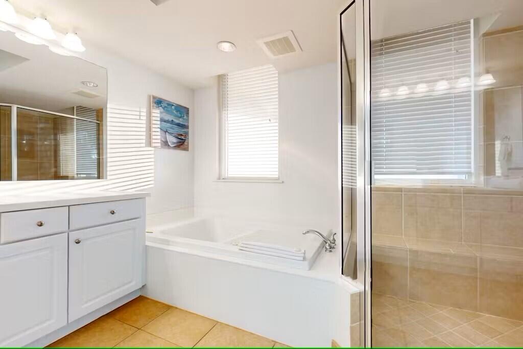 15100 Emerald Coast Parkway UNIT PH4