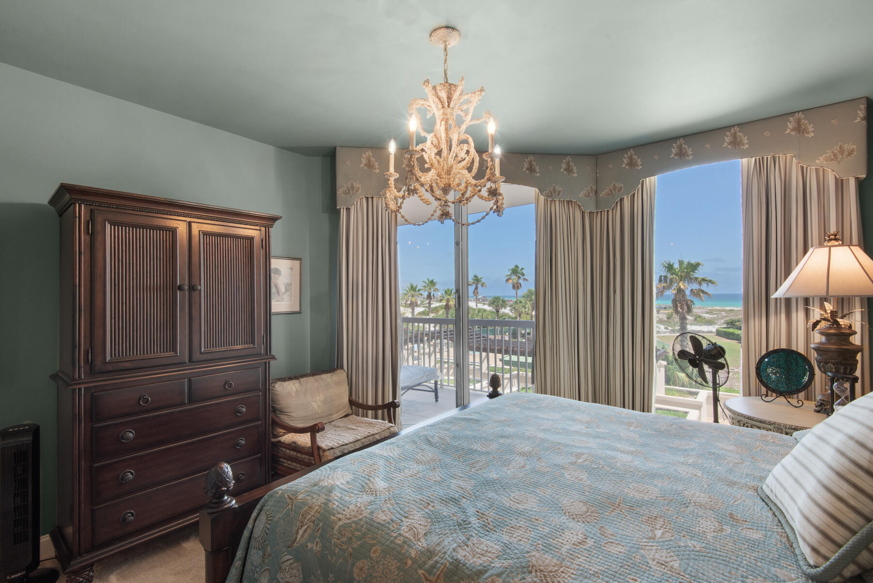 15500 Emerald Coast Parkway 305