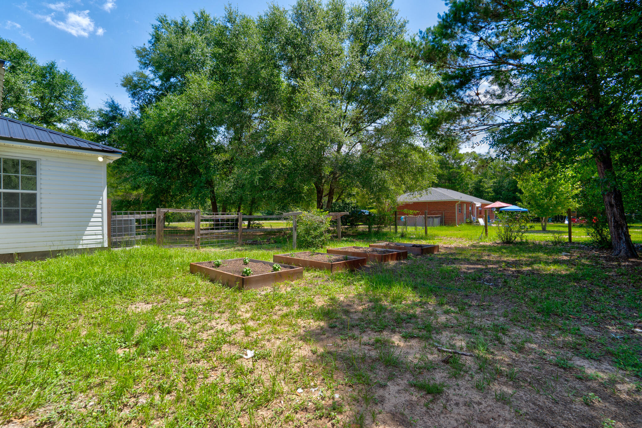 4236 Edge Perry Road