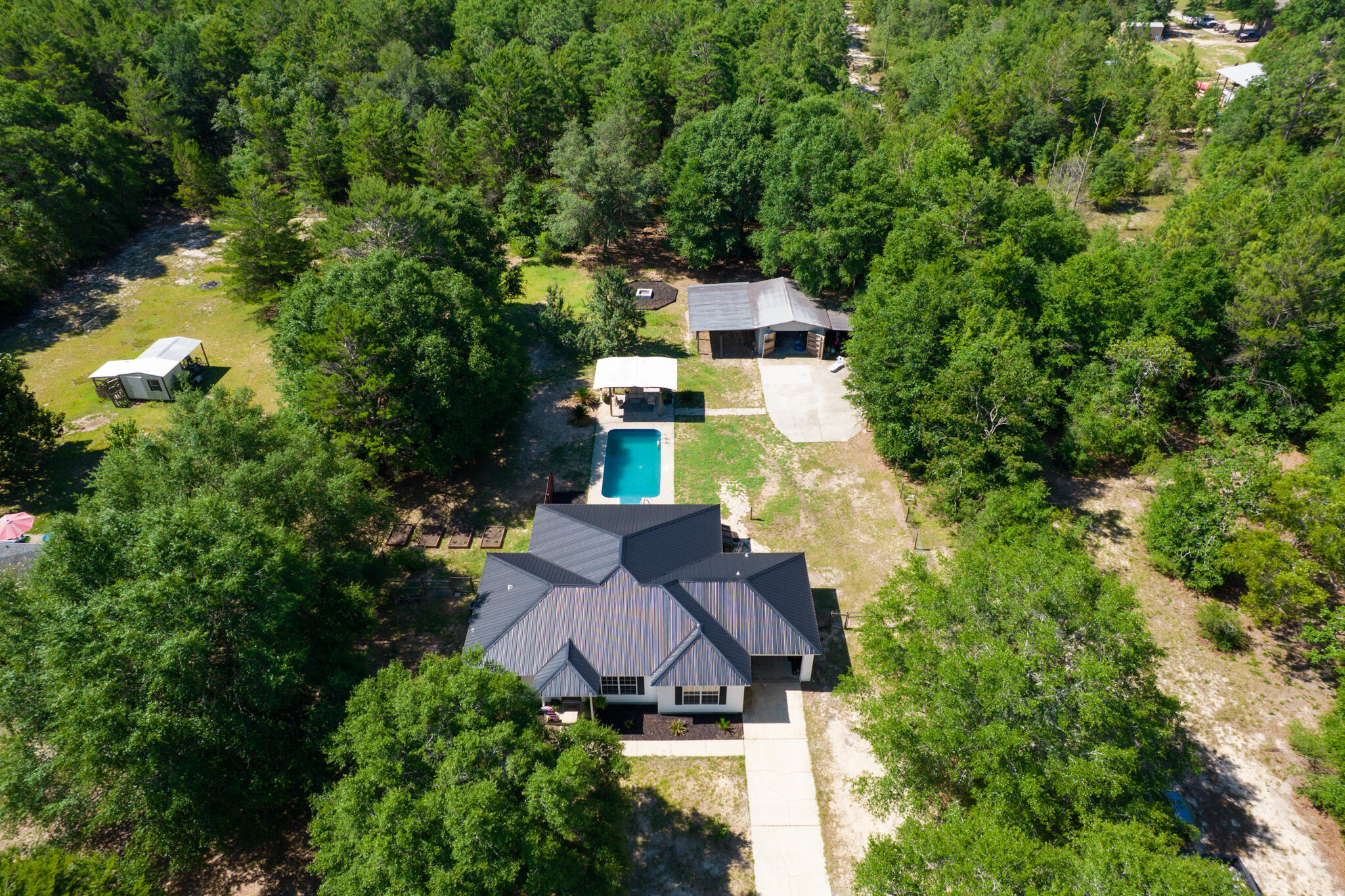 4236 Edge Perry Road