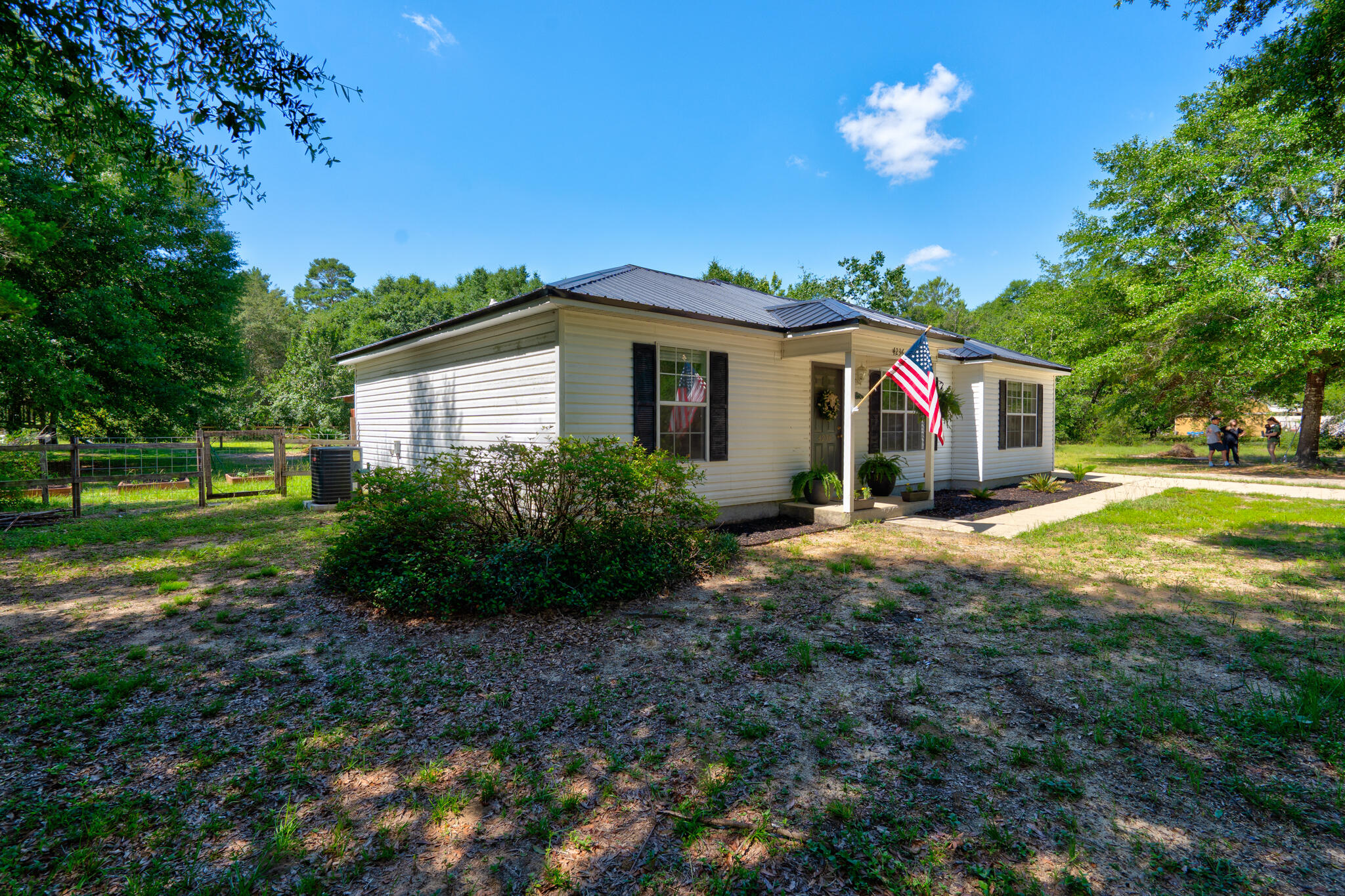 4236 Edge Perry Road