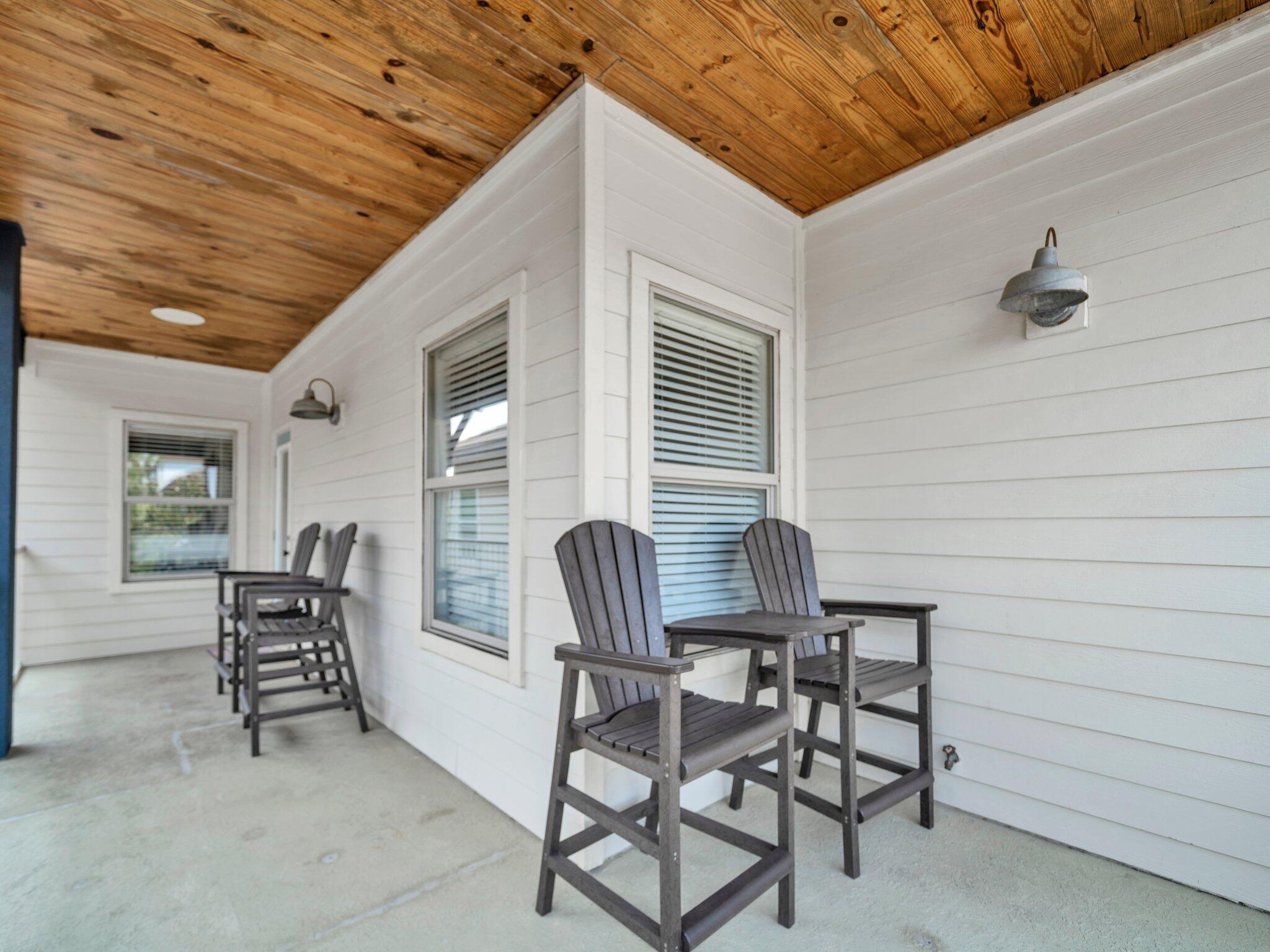 216 Tahitian Way