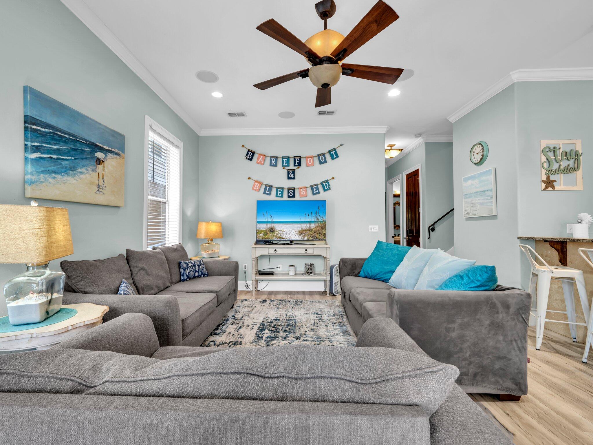 216 Tahitian Way