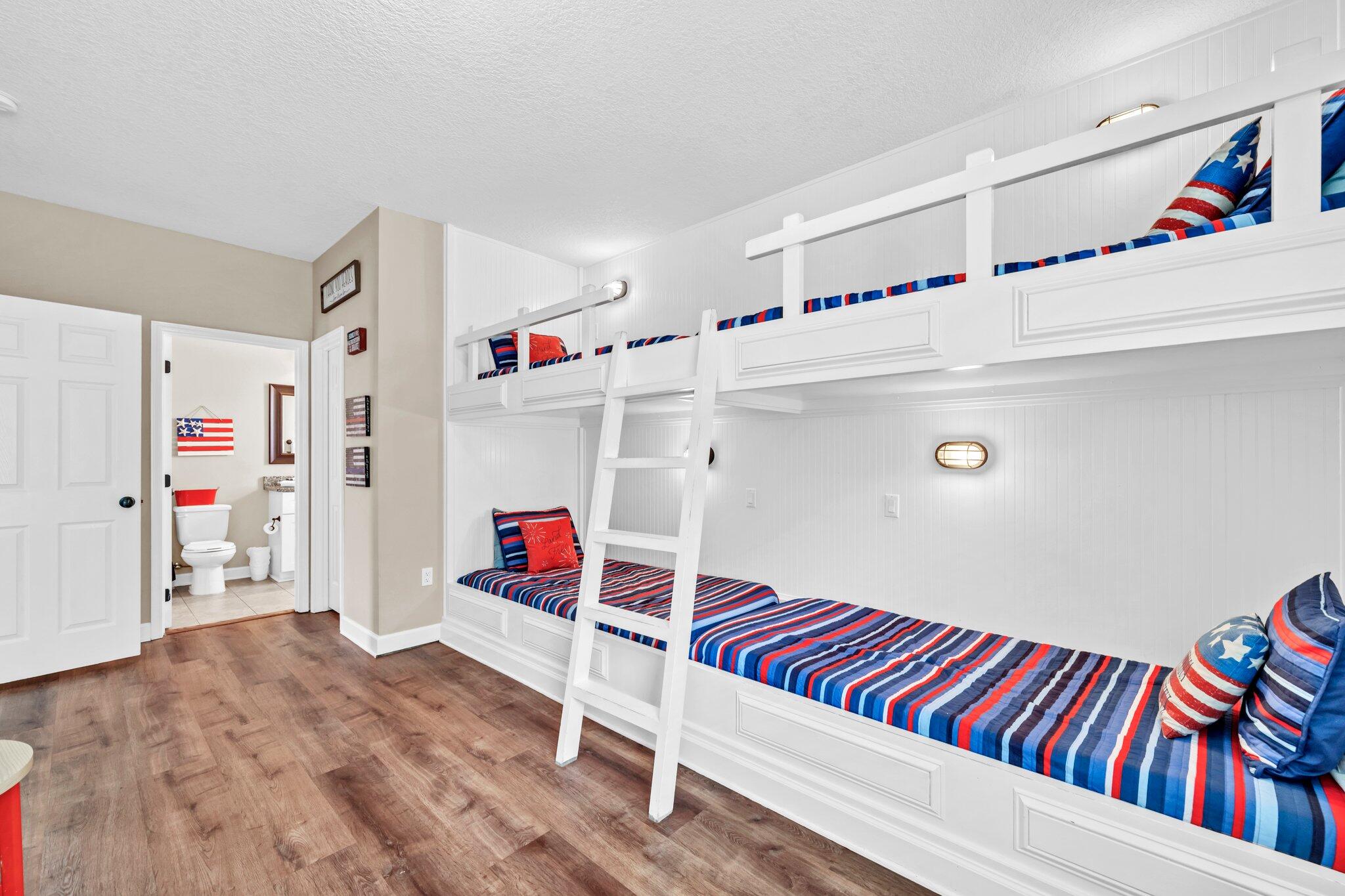 211 Tahitian Way
