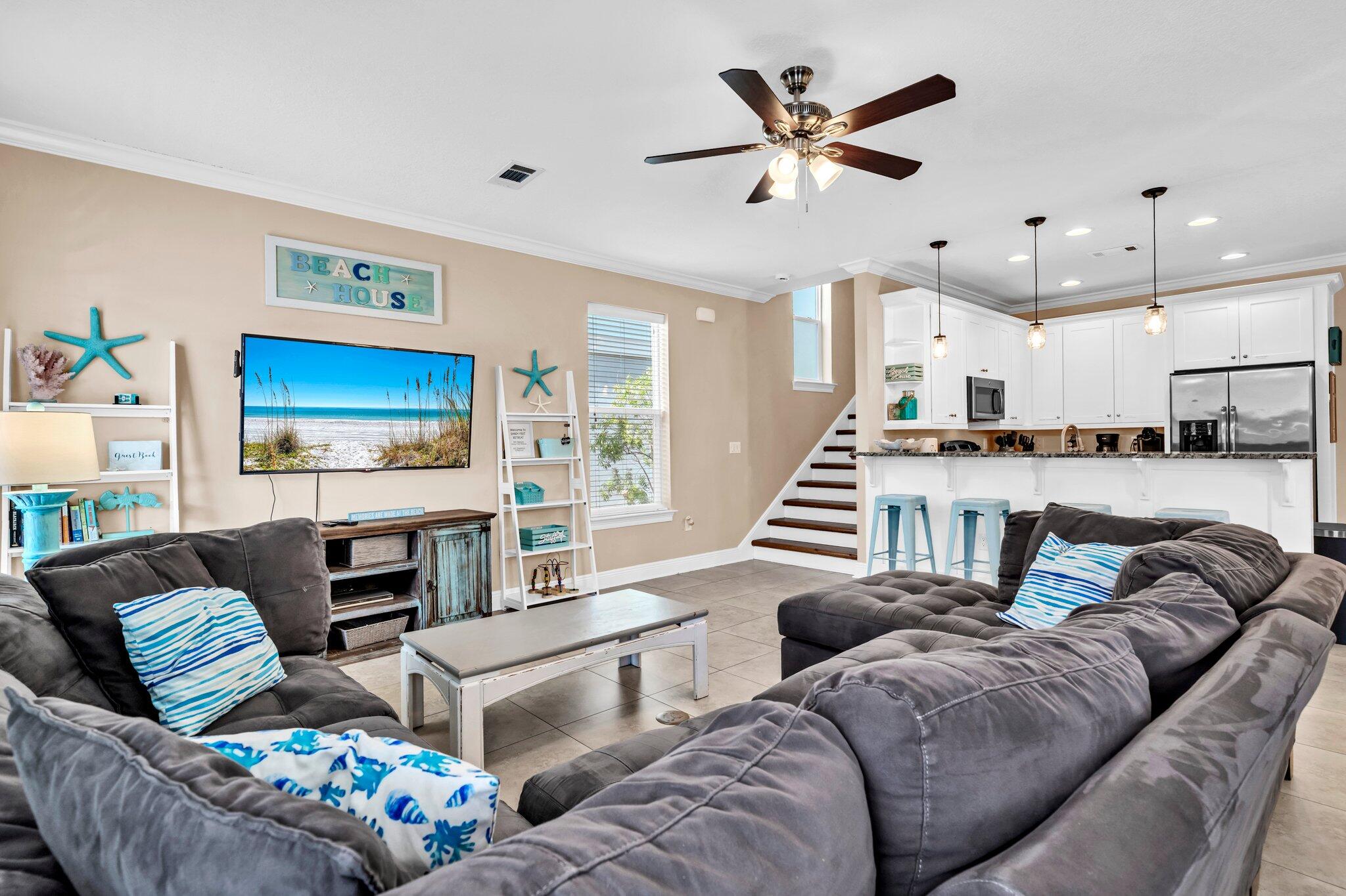 211 Tahitian Way
