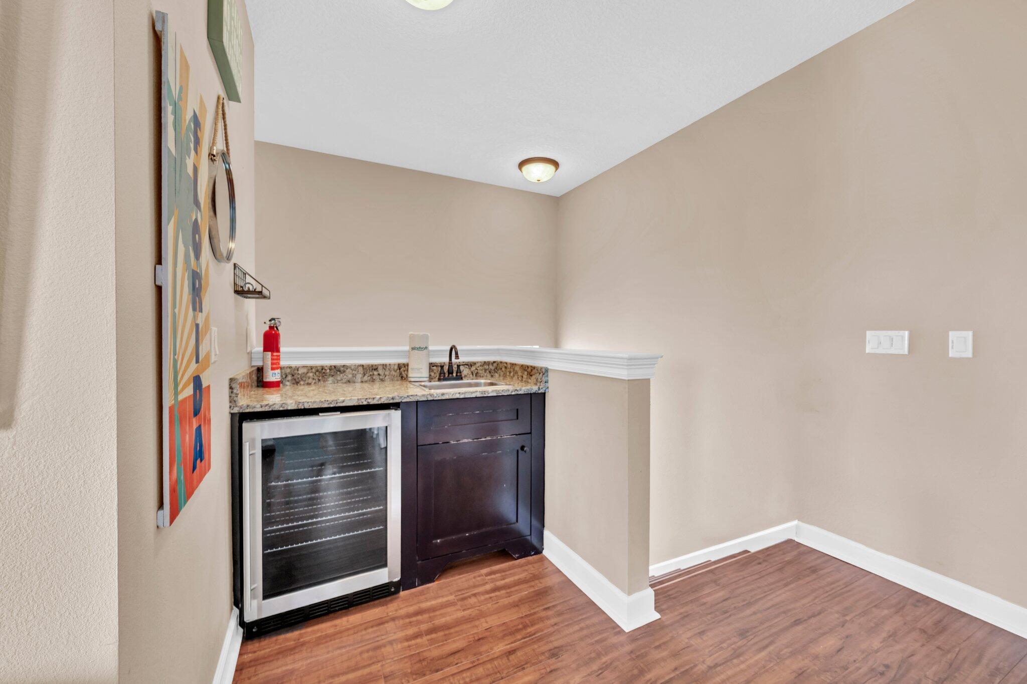 211 Tahitian Way