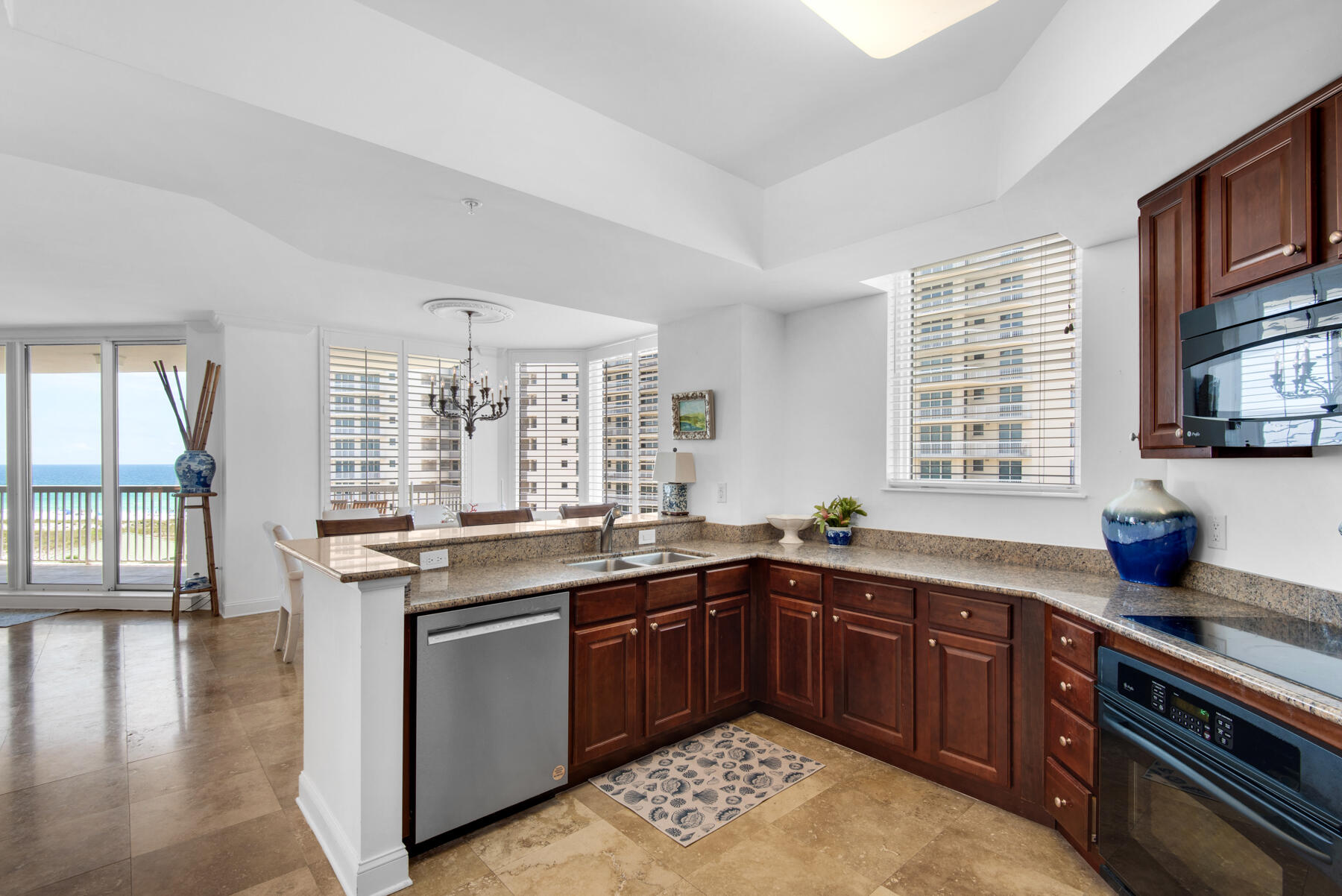 15500 Emerald Coast Parkway 606