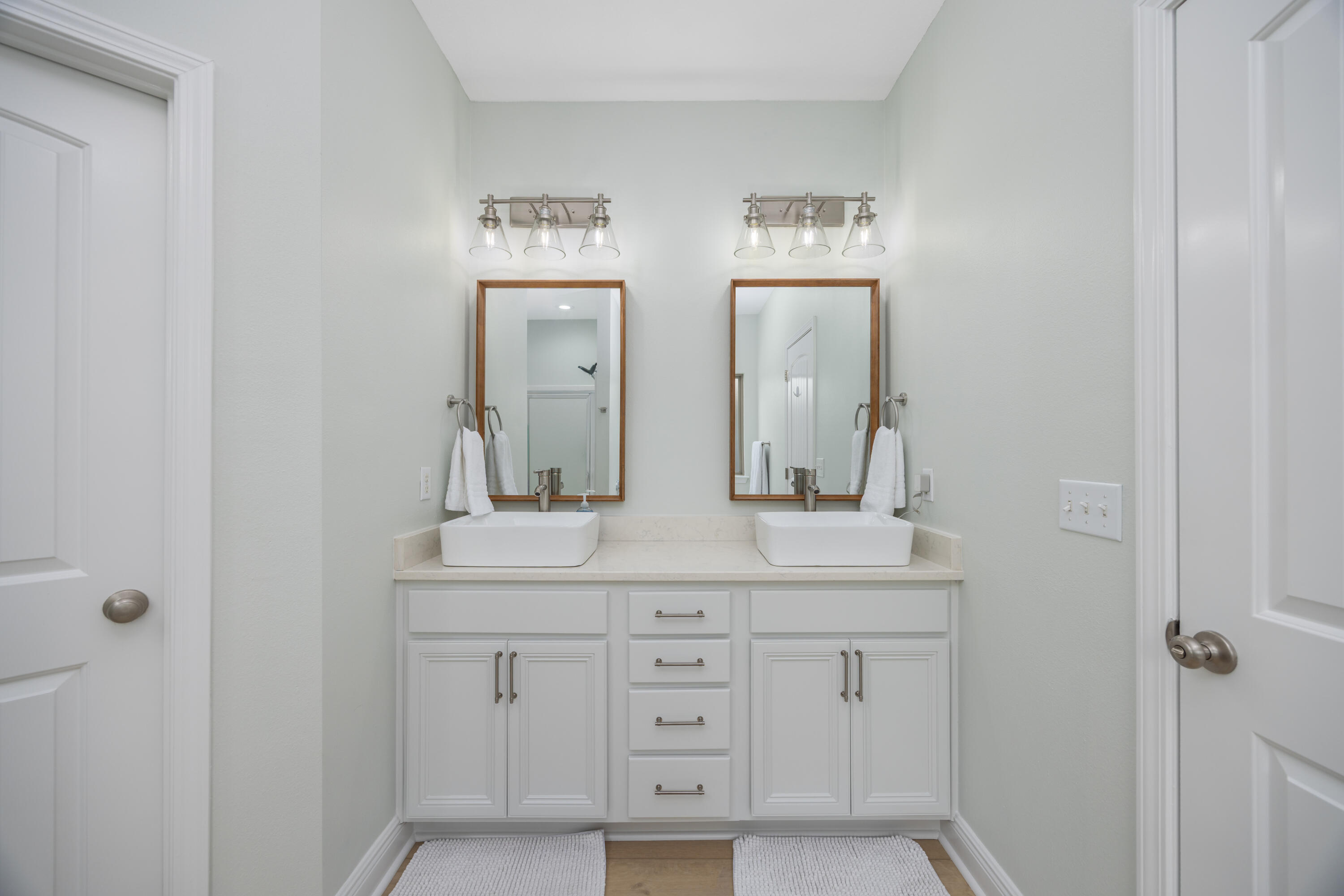 902 Cocobolo Drive
