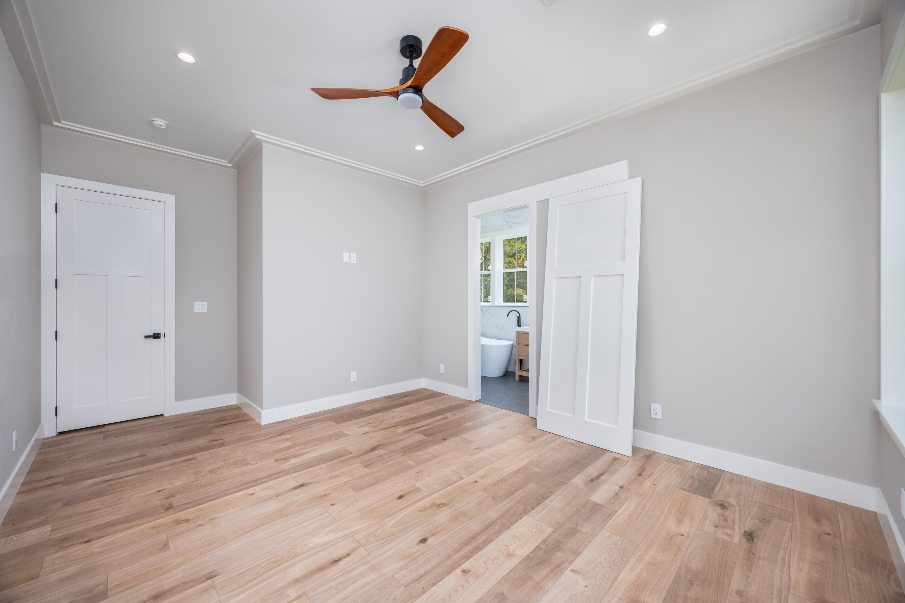245 Island Grove Drive