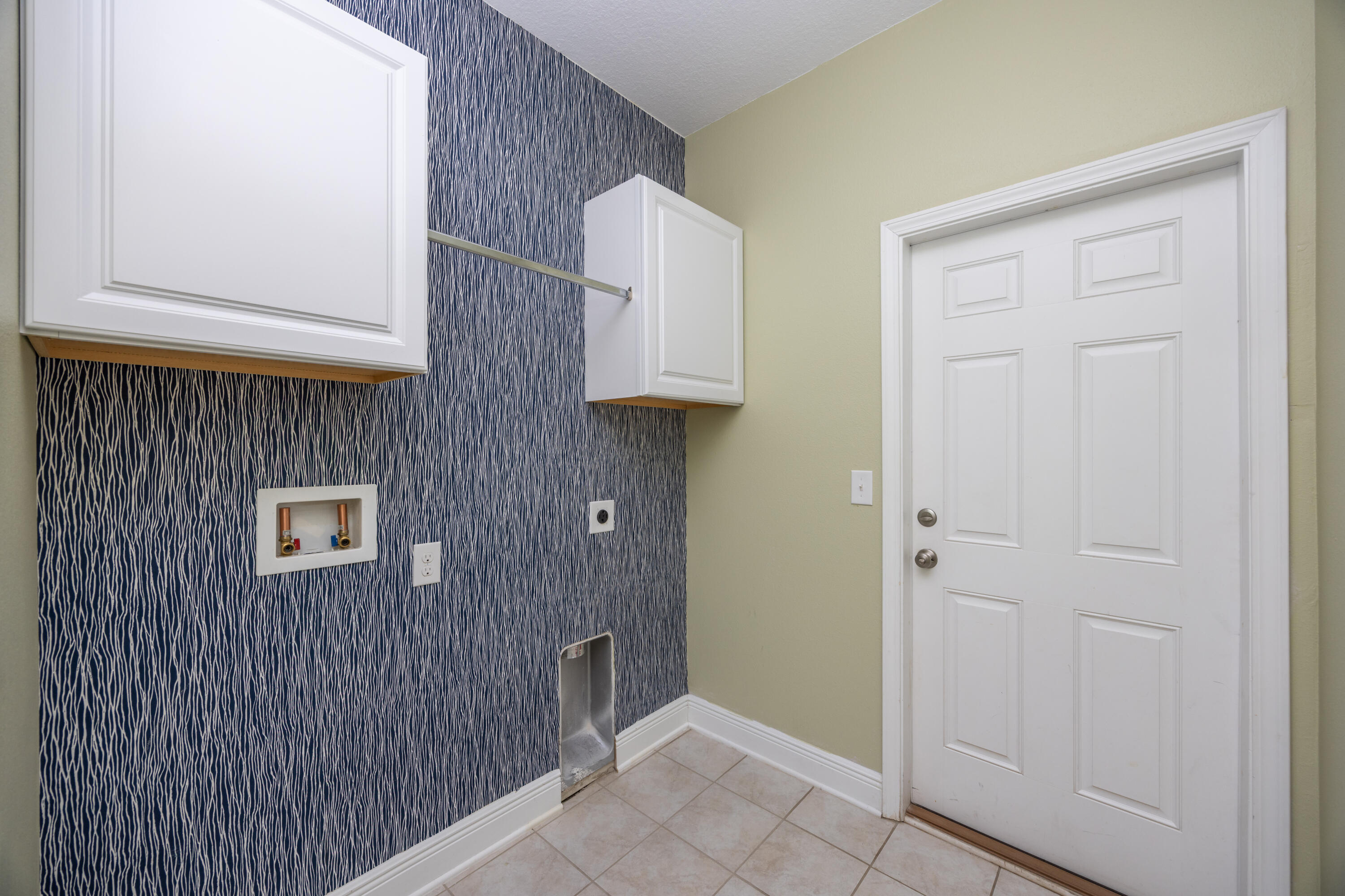 415 Cocobolo Drive