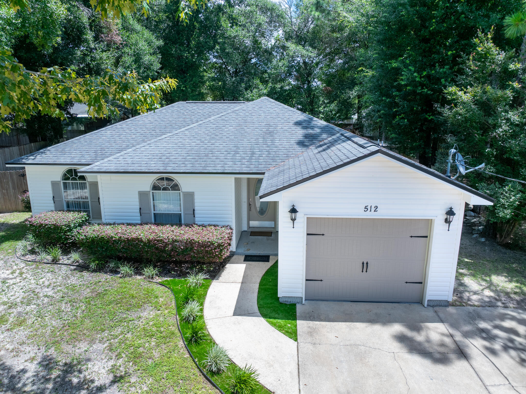 512 Hyde Park Drive