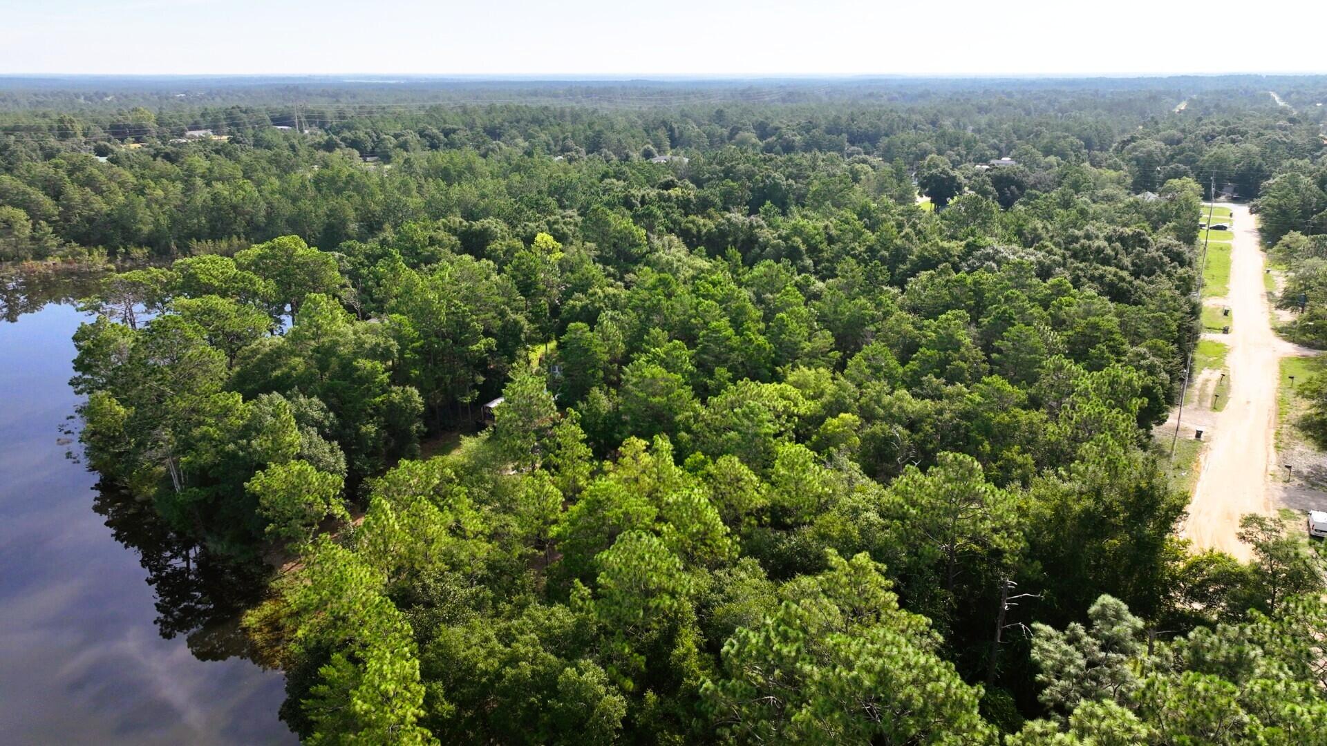 TBD country boulevard, DeFuniak Springs