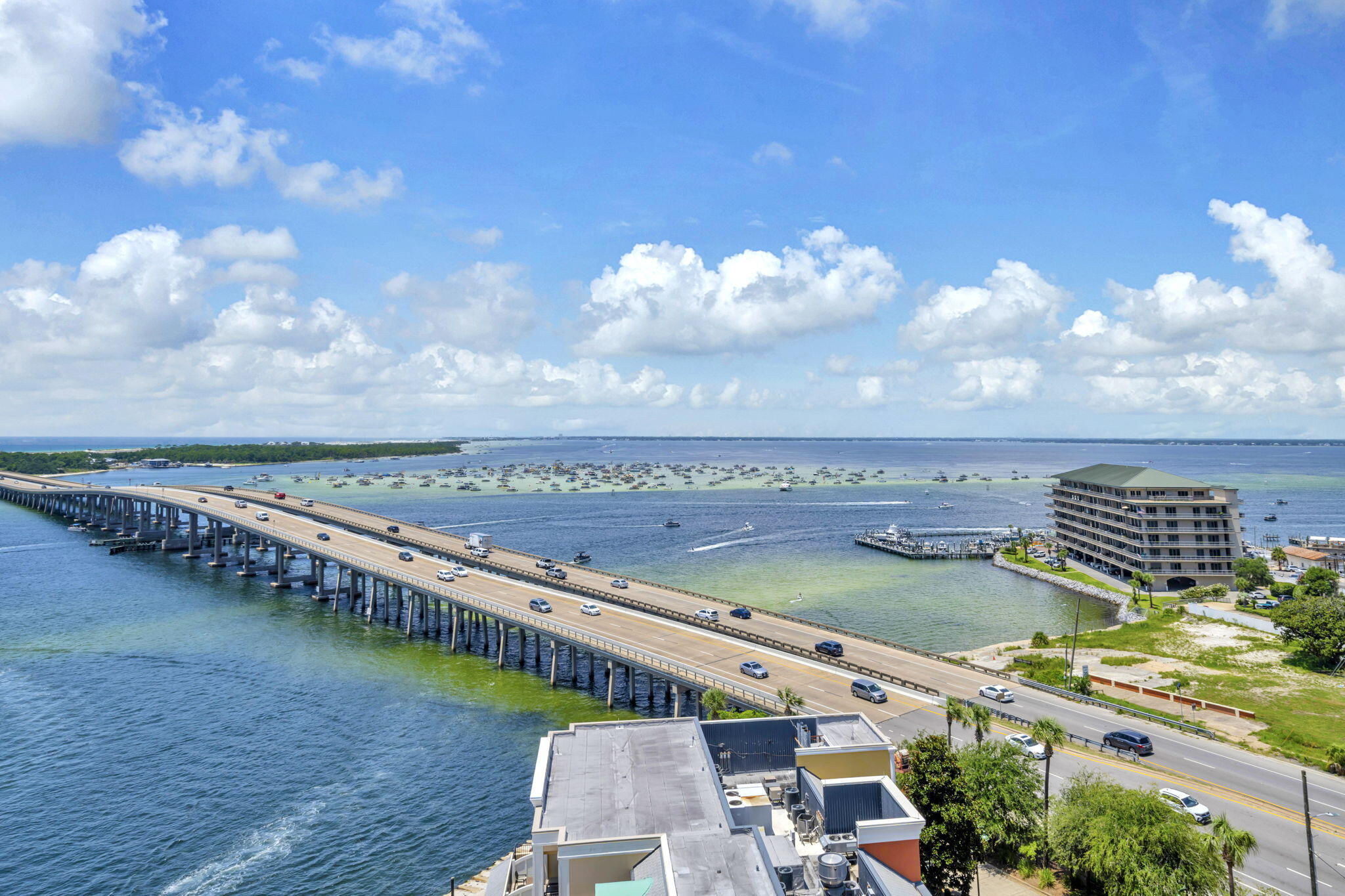 10 Harbor Boulevard W726