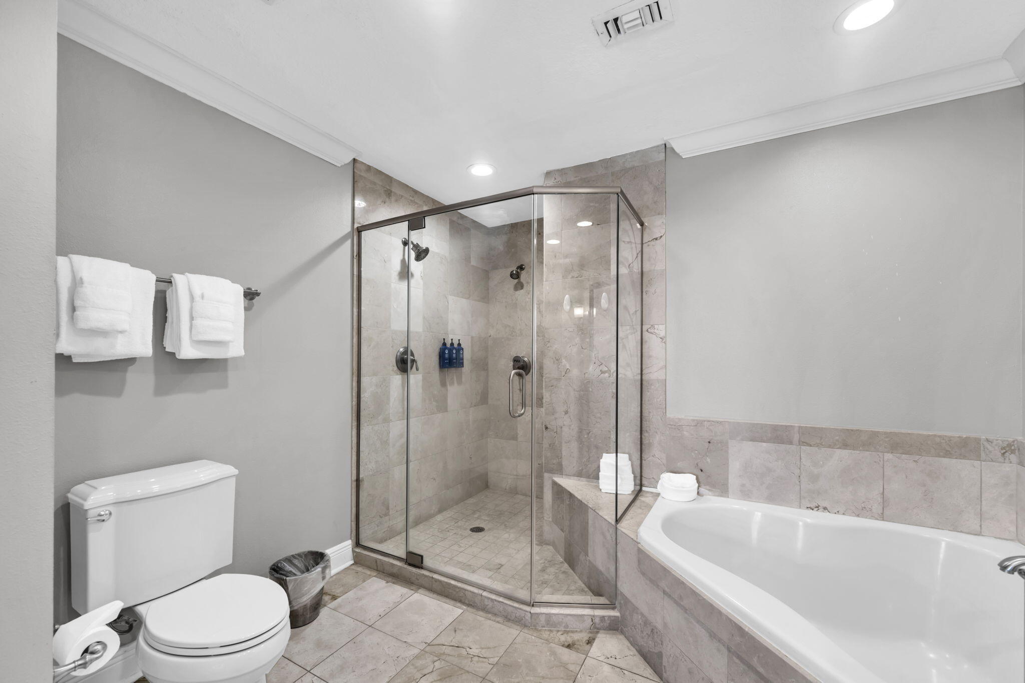 10 Harbor Boulevard W726