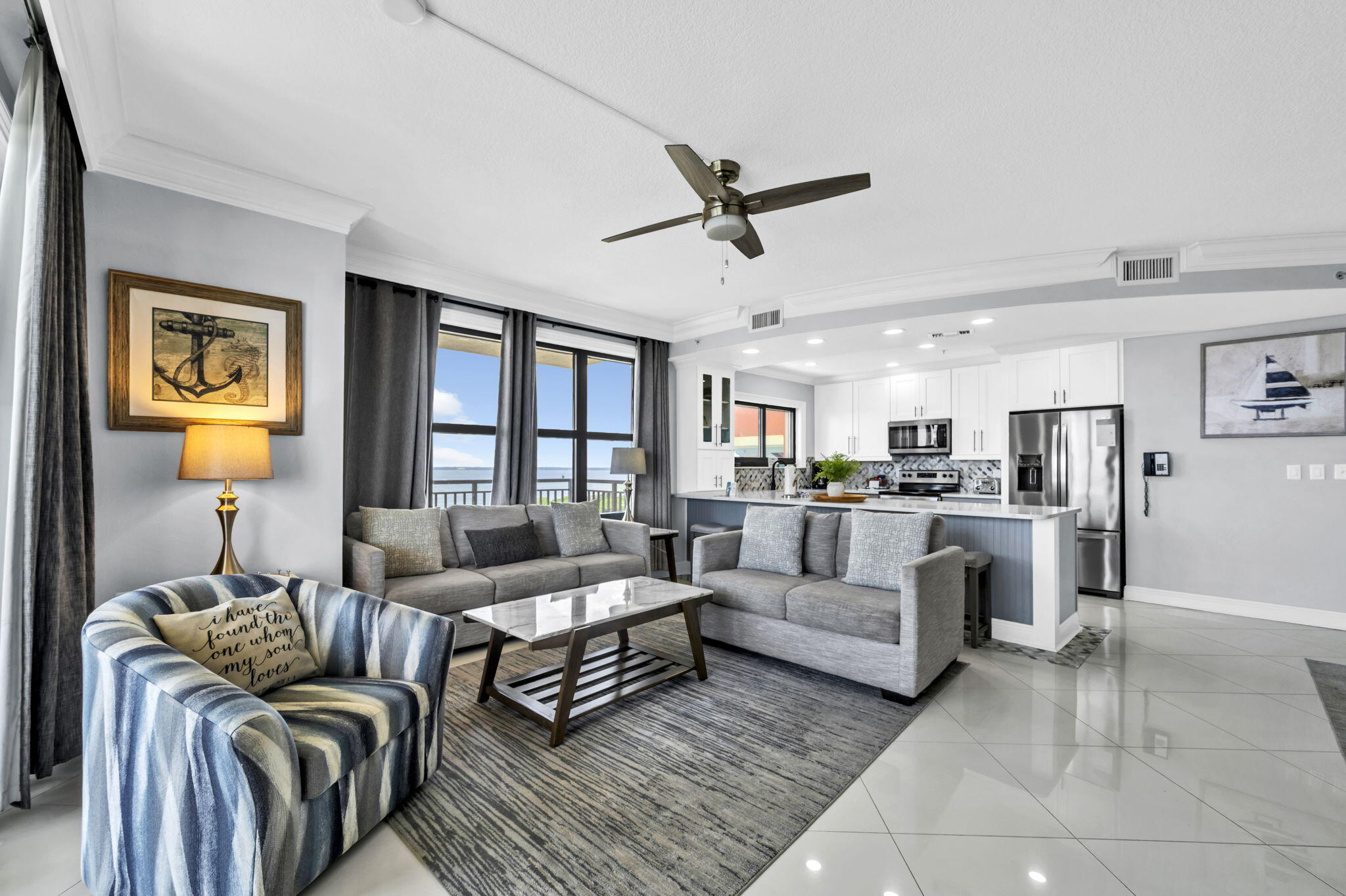 10 Harbor Boulevard W726