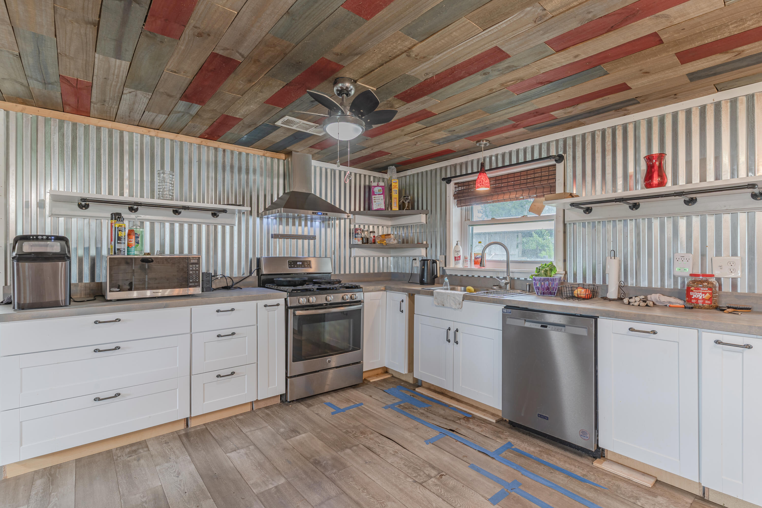8307 Cluster Road