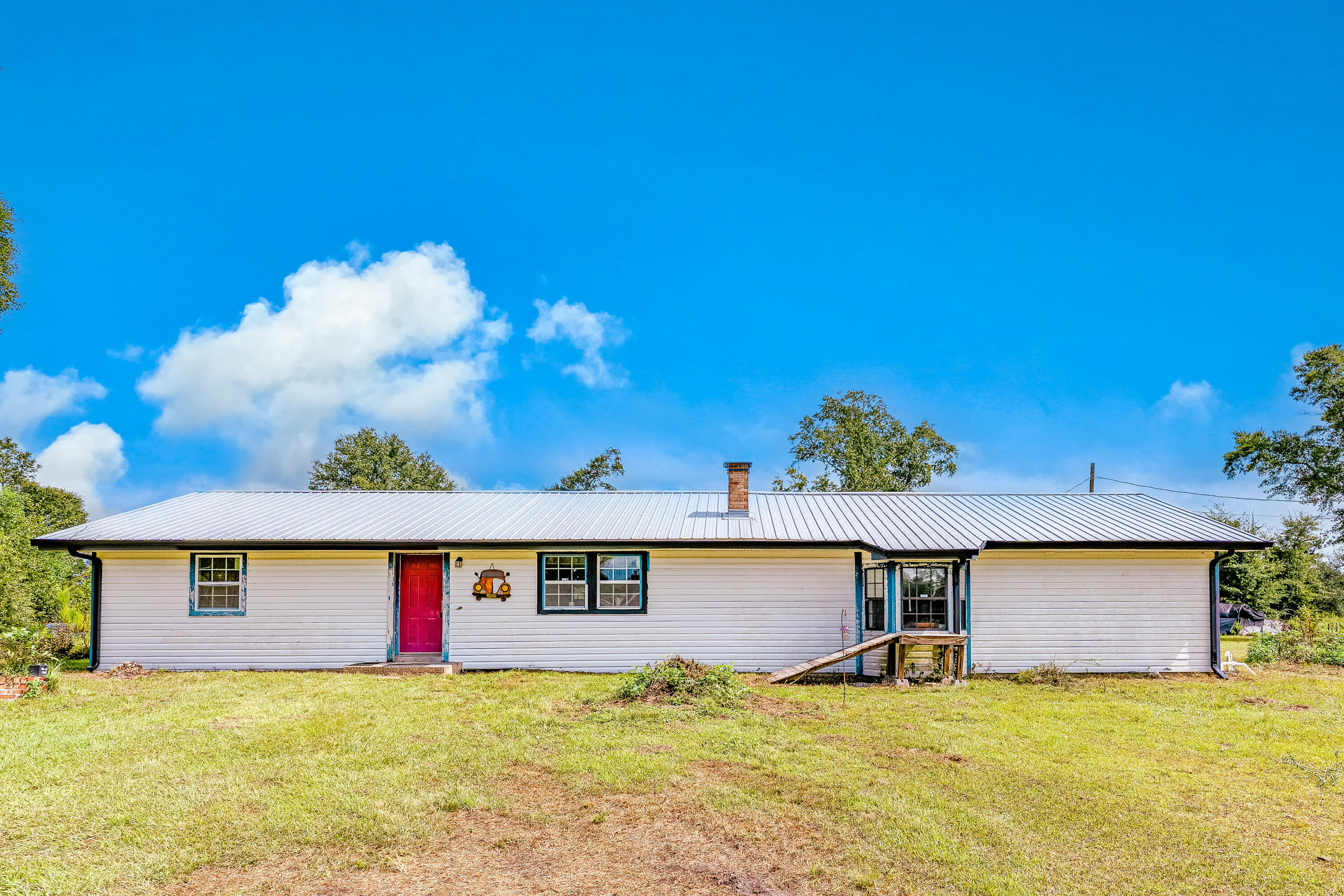 8307 Cluster Road