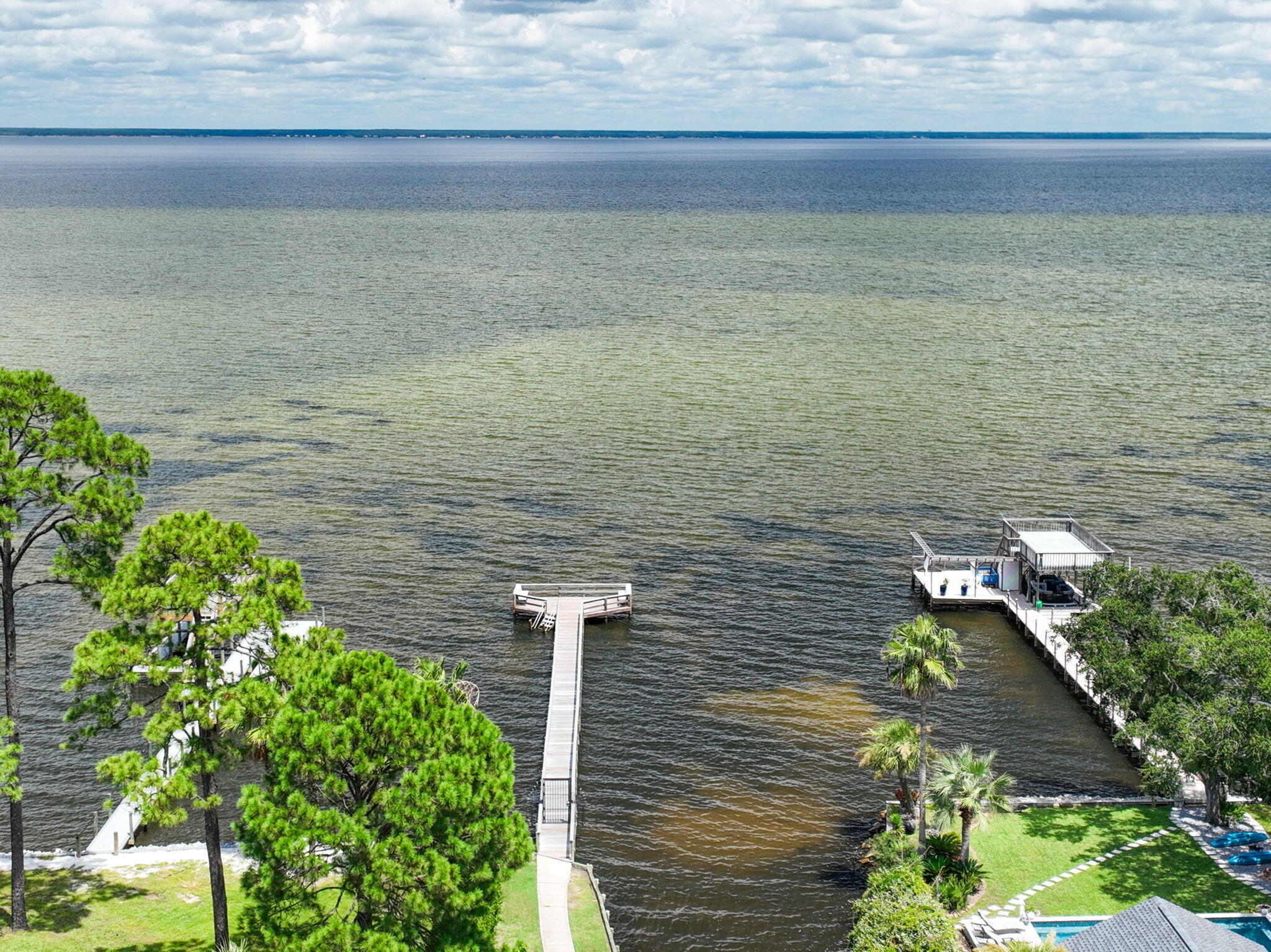 101 Bay Haven Court