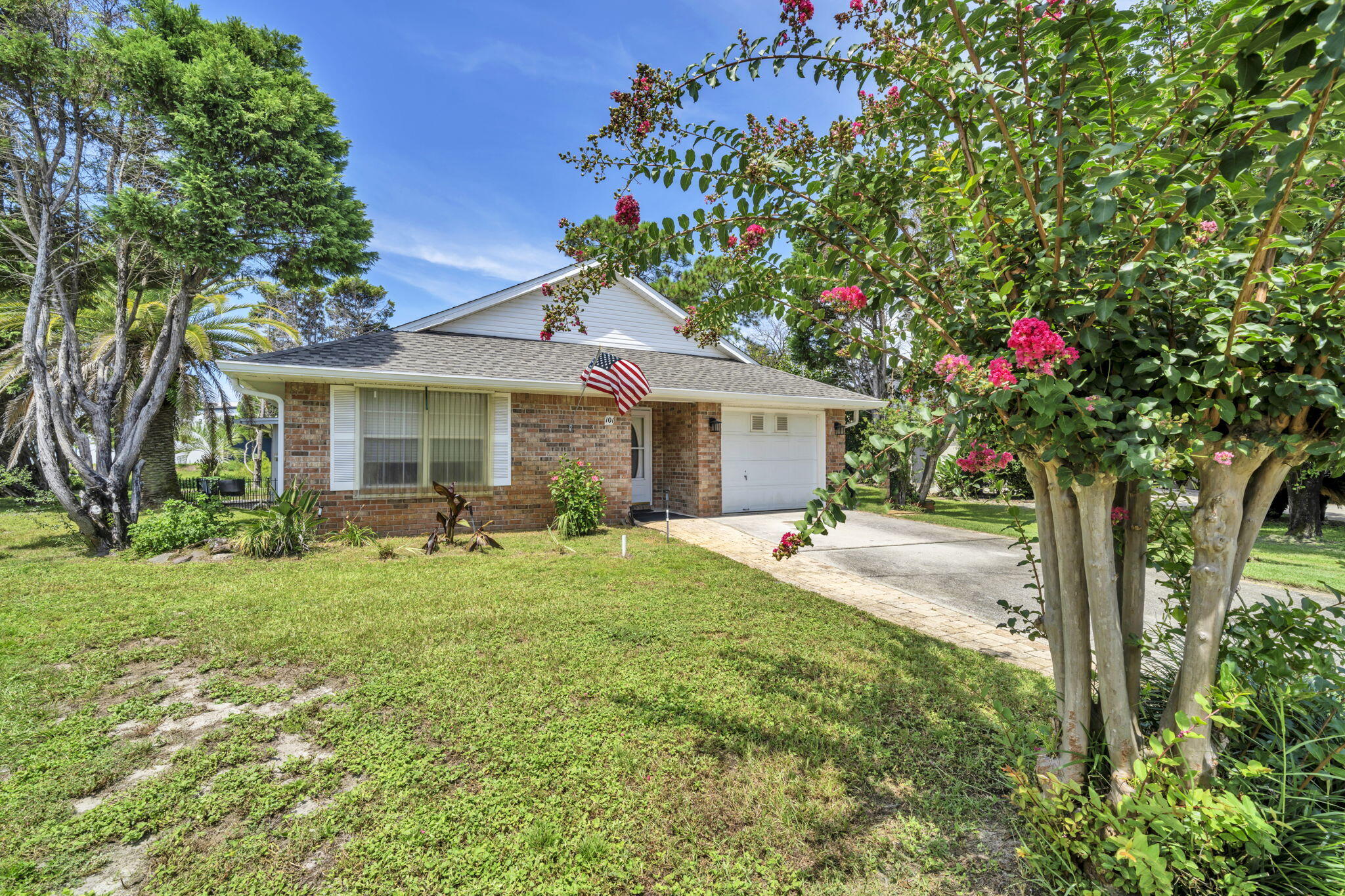 101 Bay Haven Court