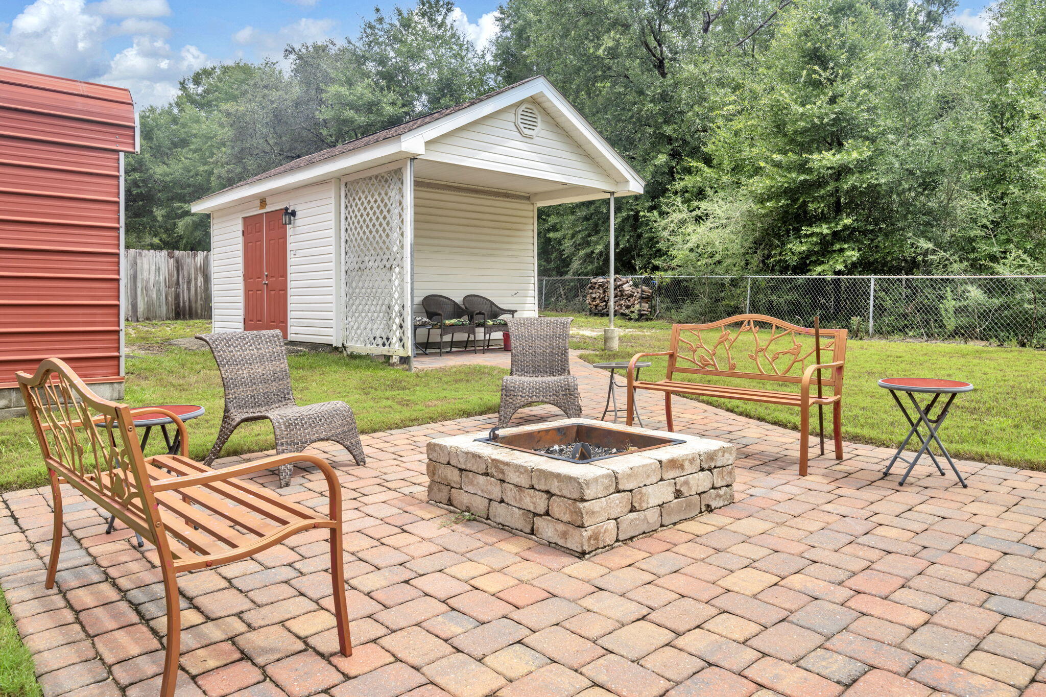 3467 Buckhorn Drive