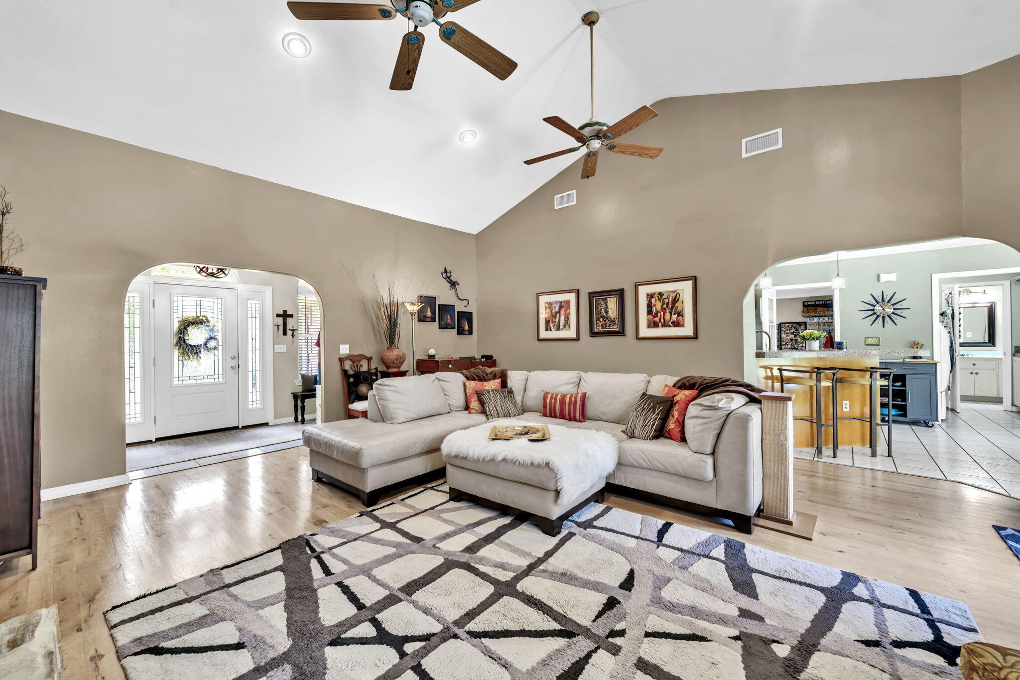 3467 Buckhorn Drive