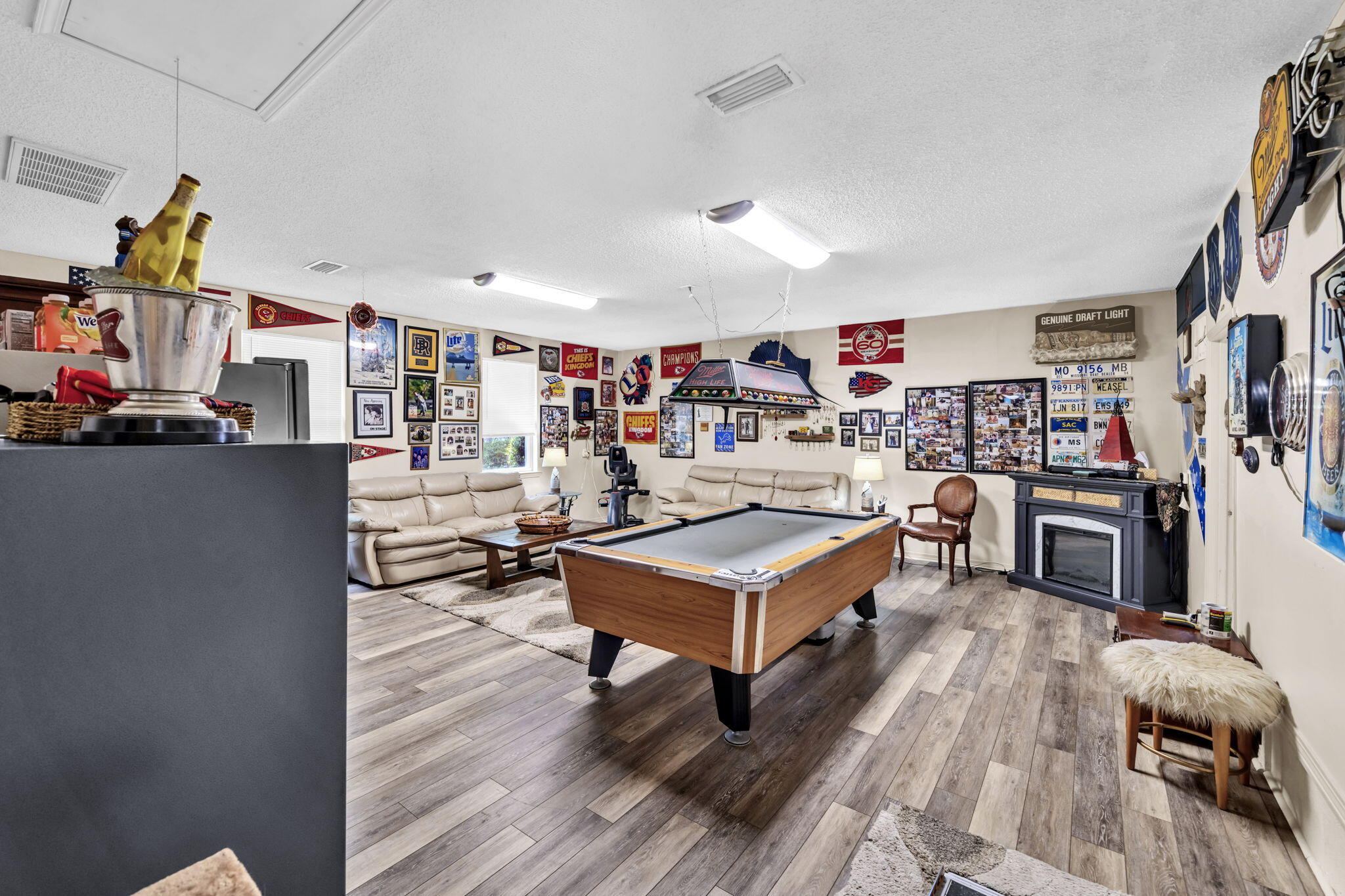 3467 Buckhorn Drive