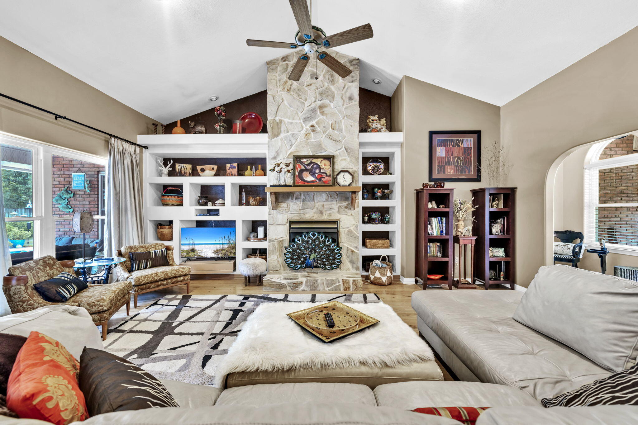 3467 Buckhorn Drive