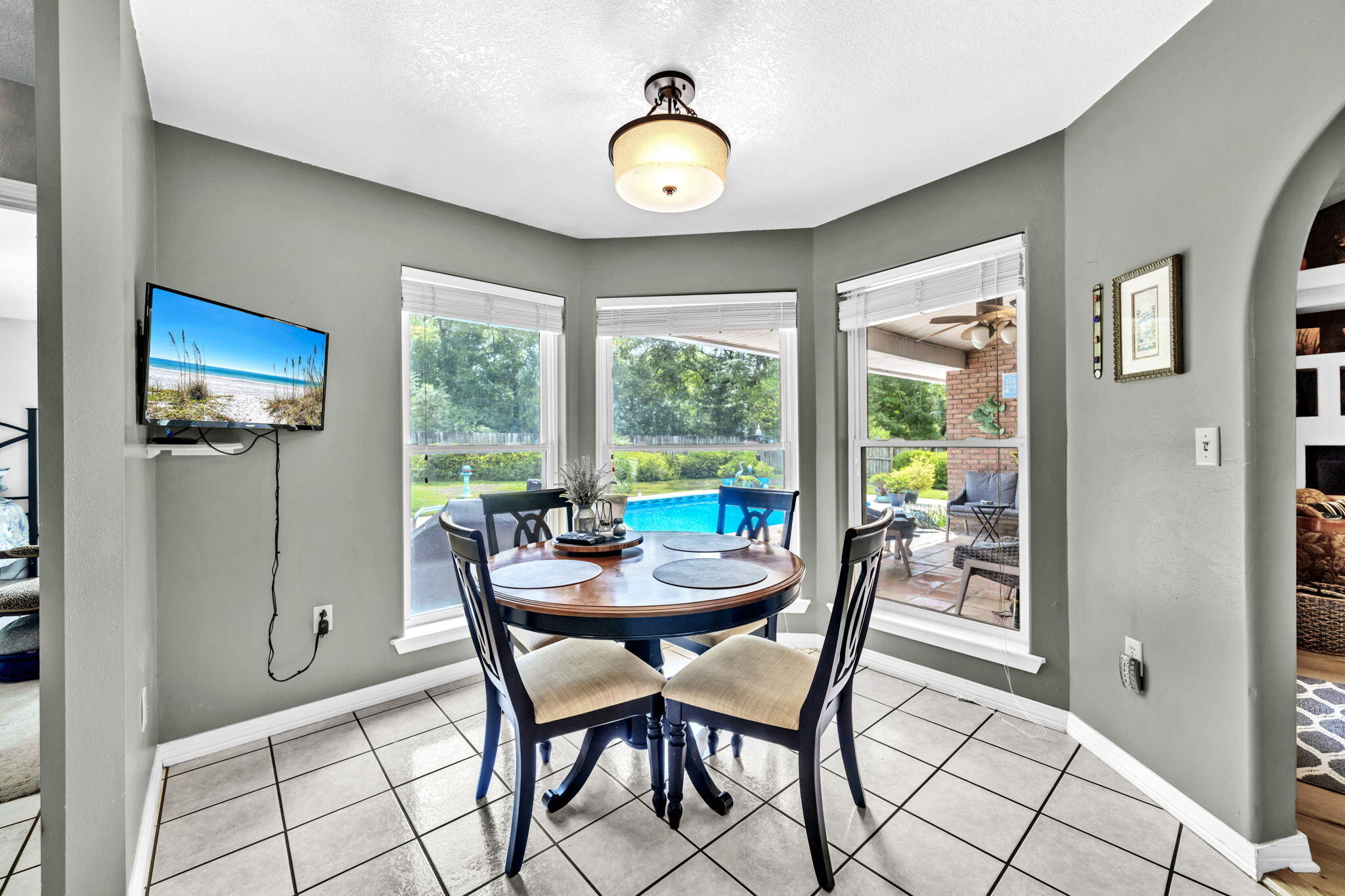 3467 Buckhorn Drive