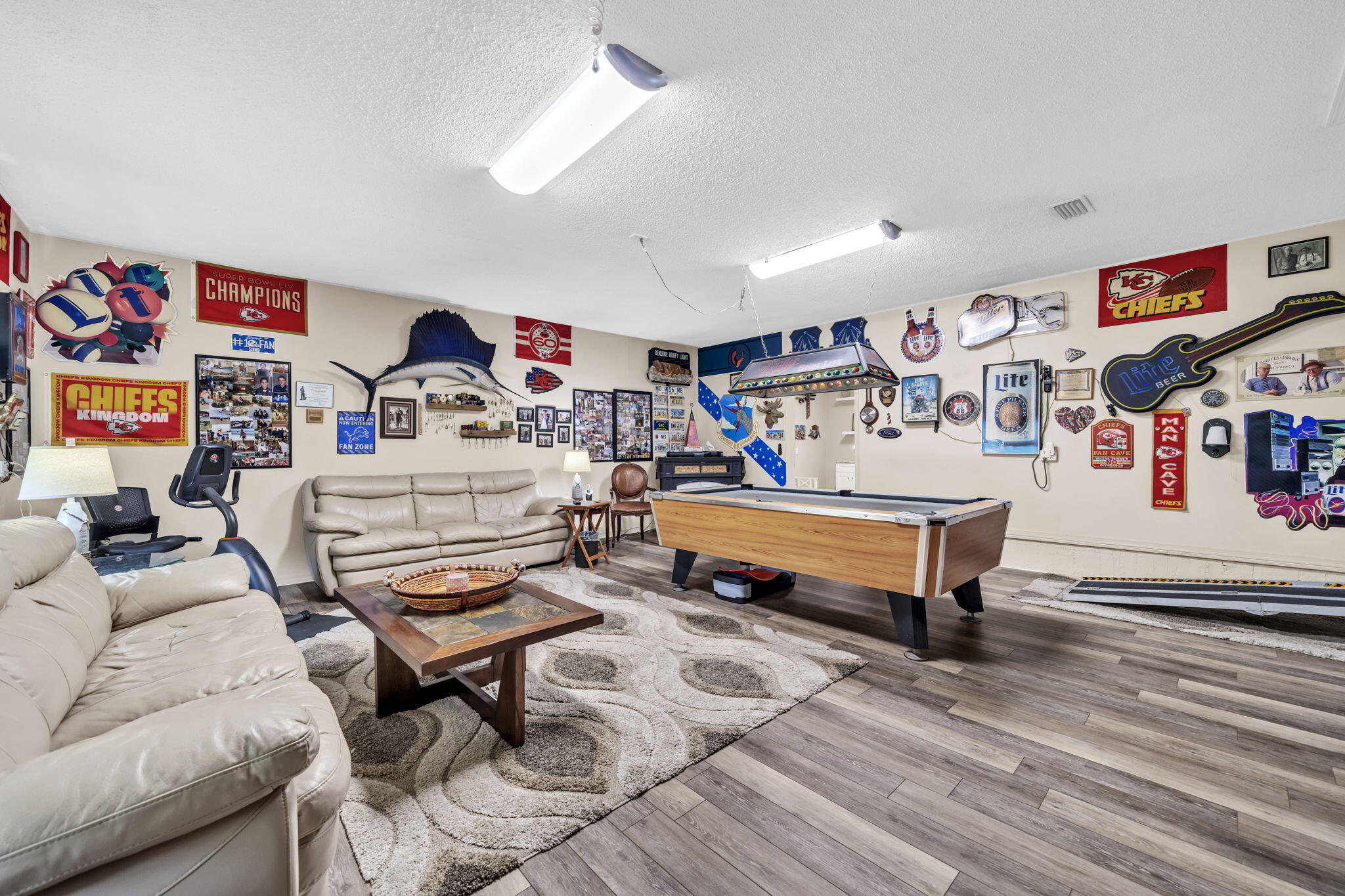 3467 Buckhorn Drive