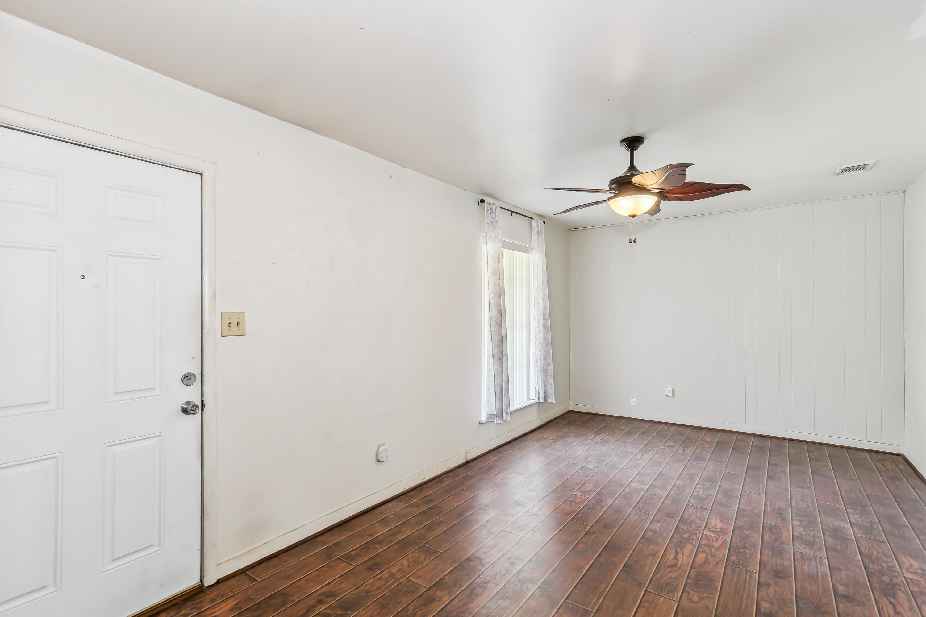 224 SW Rose Marie Lane