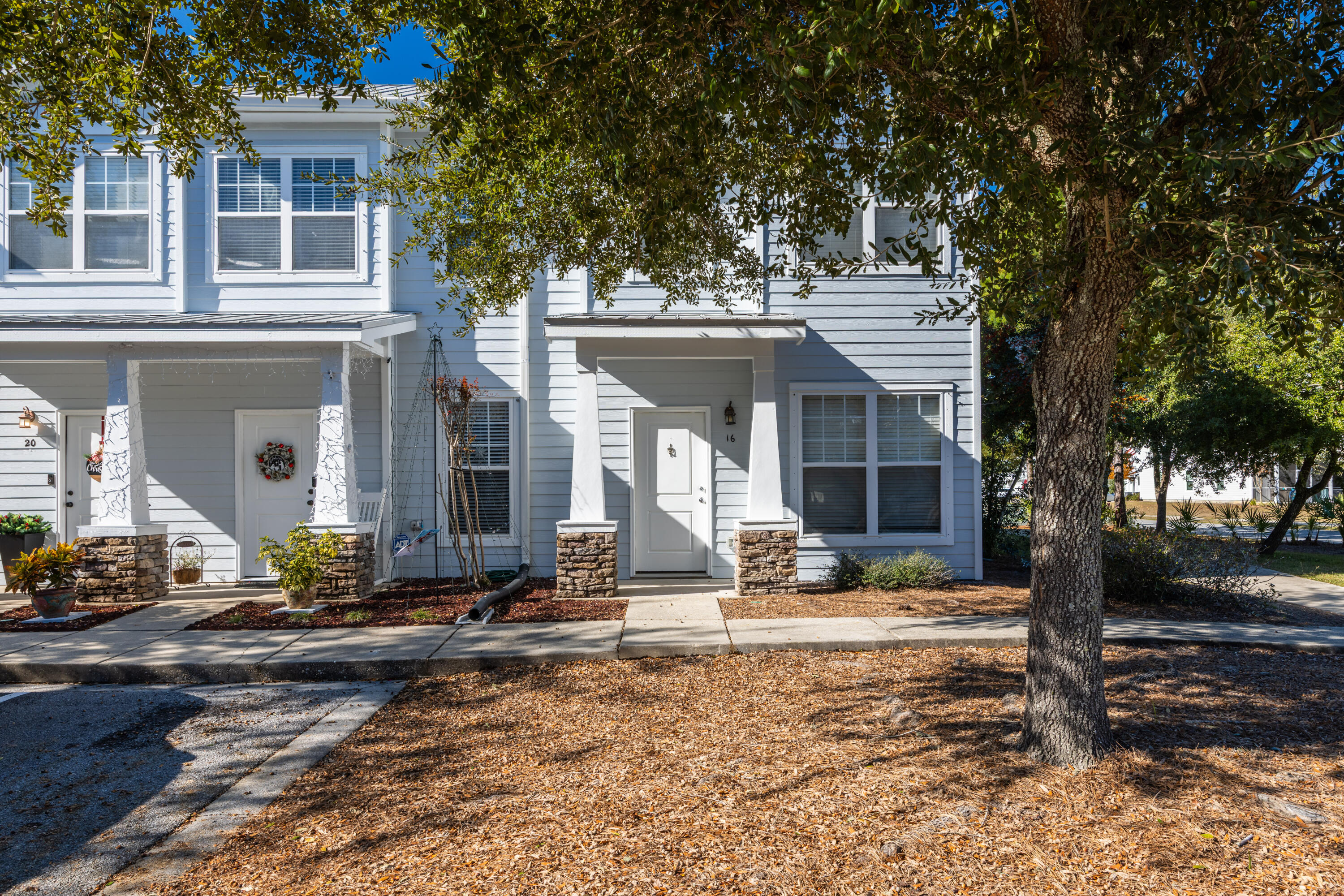 16 S Sand Palm Road